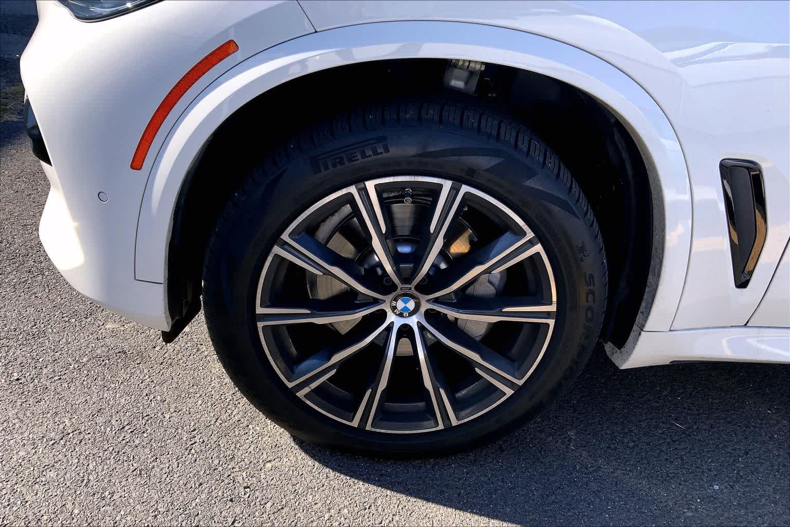 Thumbnail: 2019 BMW X5 - 8