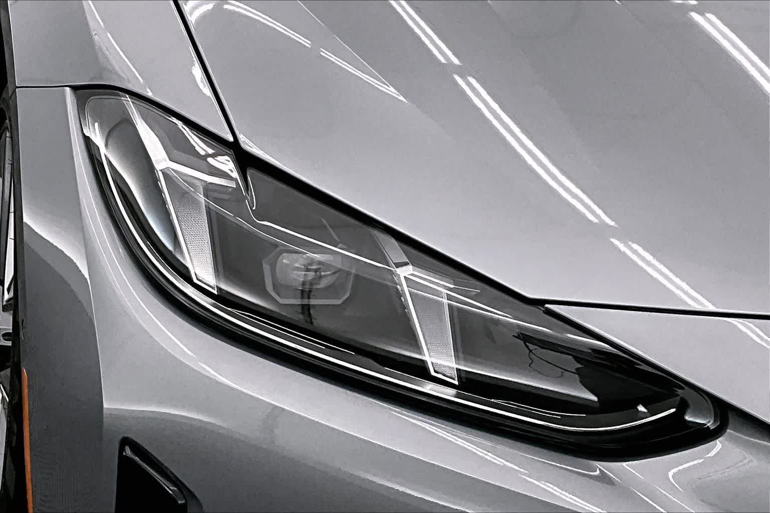 Thumbnail: 2025 BMW i4 - 31