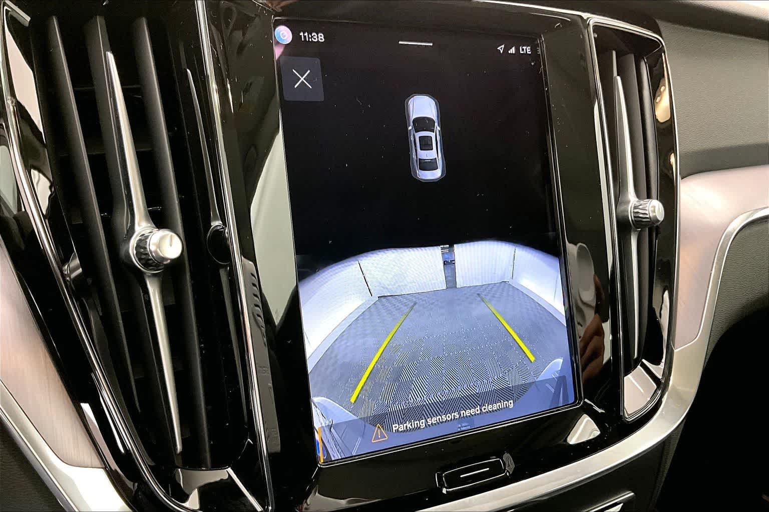 Thumbnail: 2024 Volvo S60 - 26