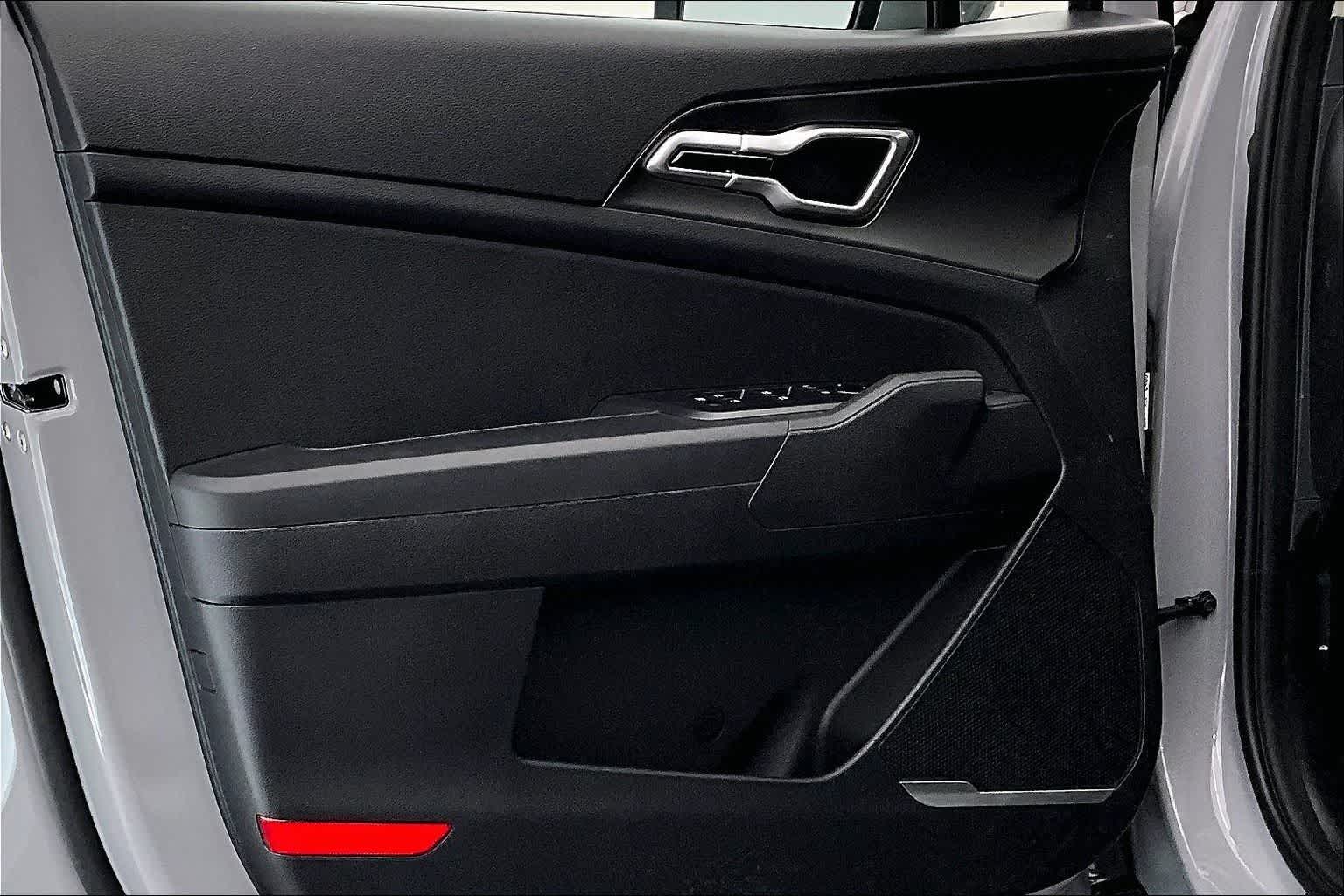 Thumbnail: 2026 Kia Sportage - 27