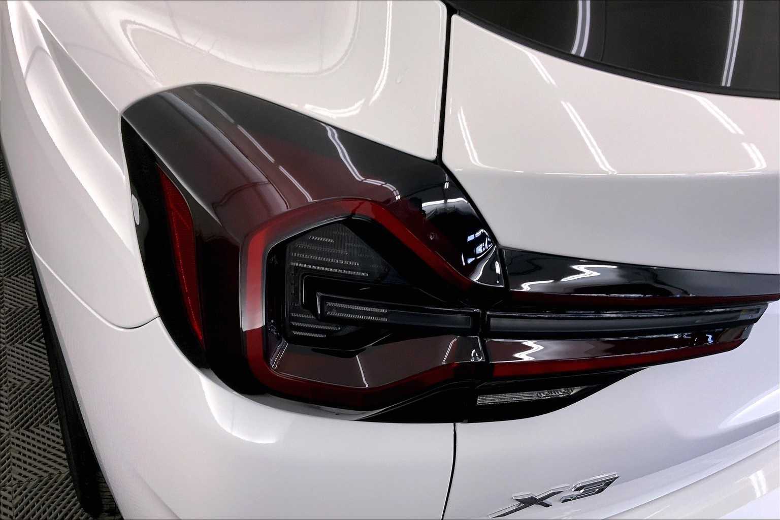 Thumbnail: 2024 BMW X3 - 32