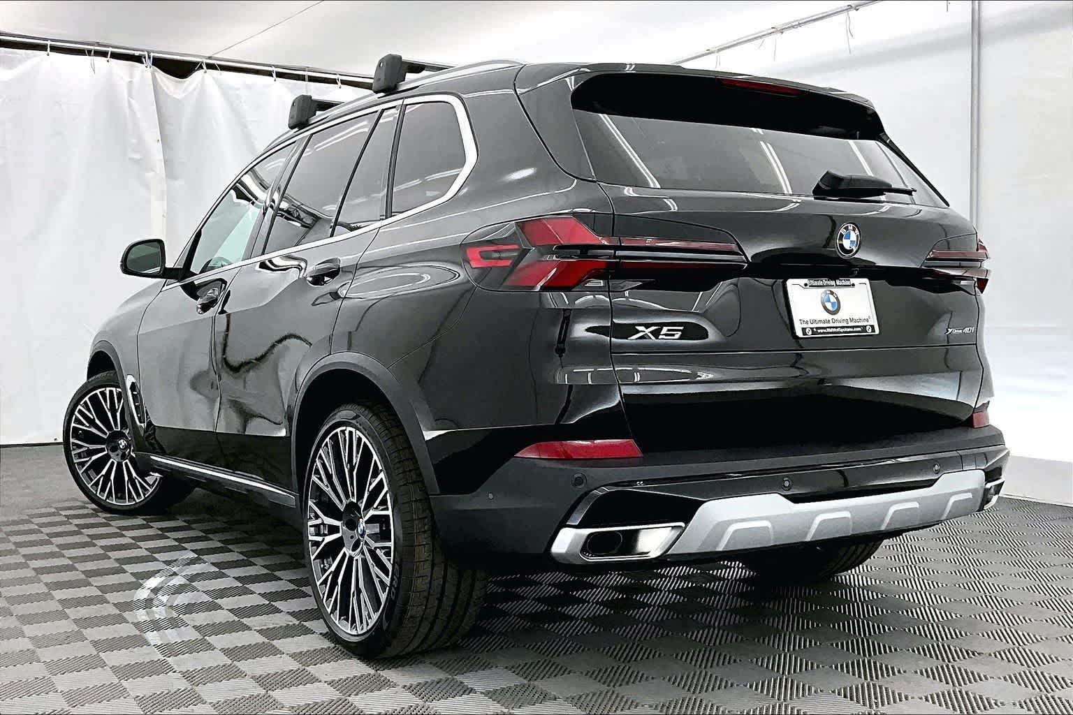 Thumbnail: 2026 BMW X5 - 4