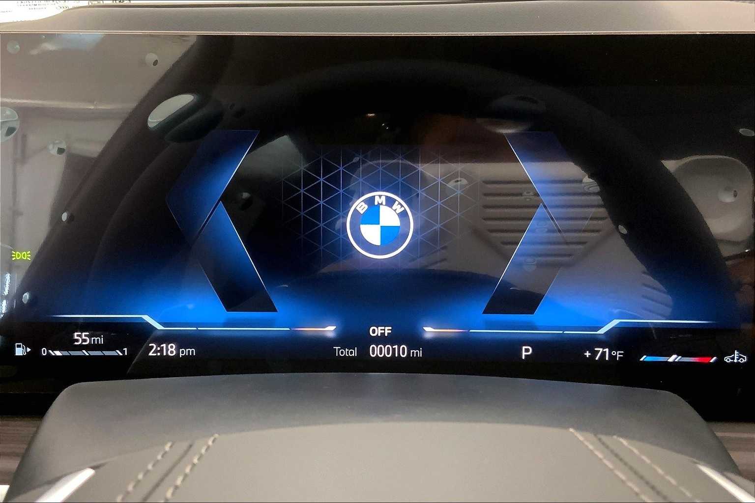 Thumbnail: 2026 BMW X7 - 18