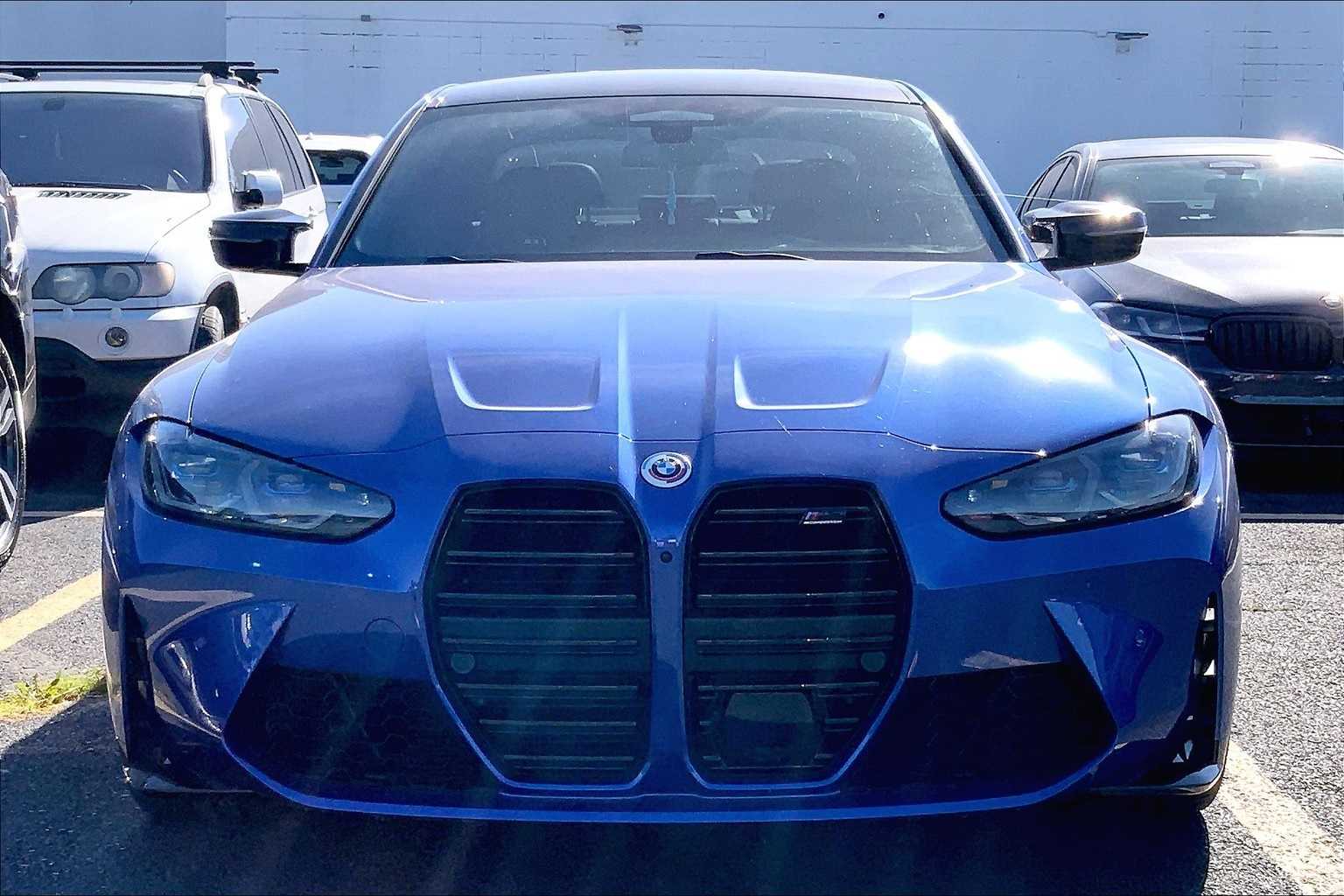 Thumbnail: 2023 BMW M3 - 6