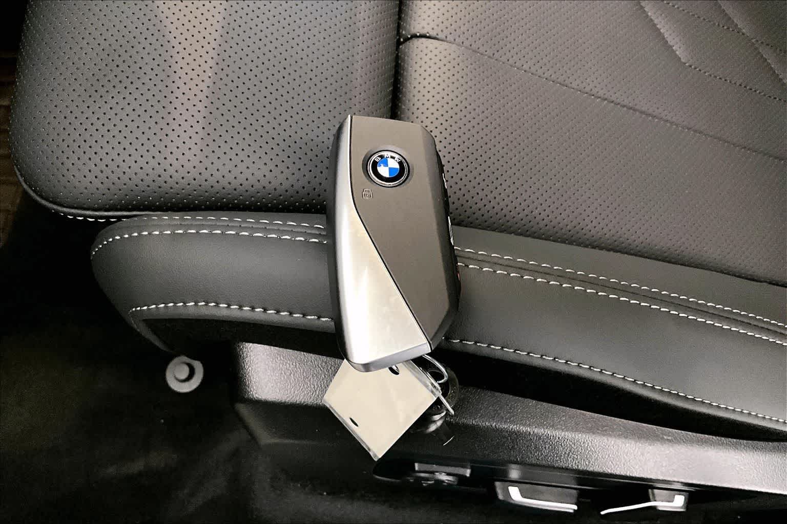 Thumbnail: 2026 BMW X3 - 20