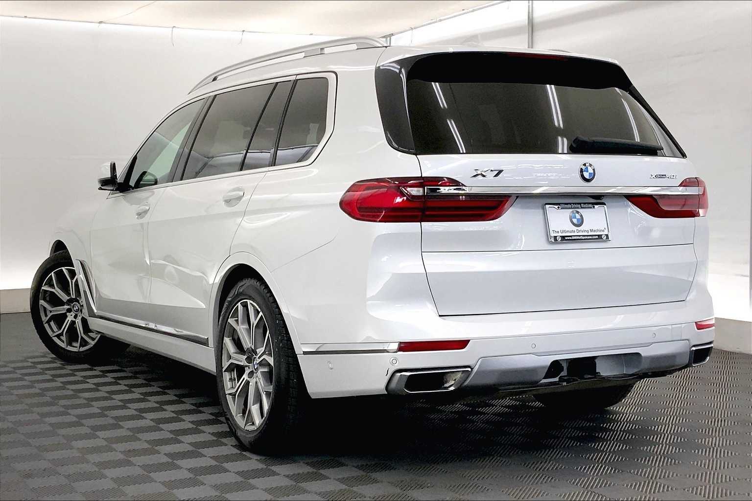Thumbnail: 2021 BMW X7 - 4
