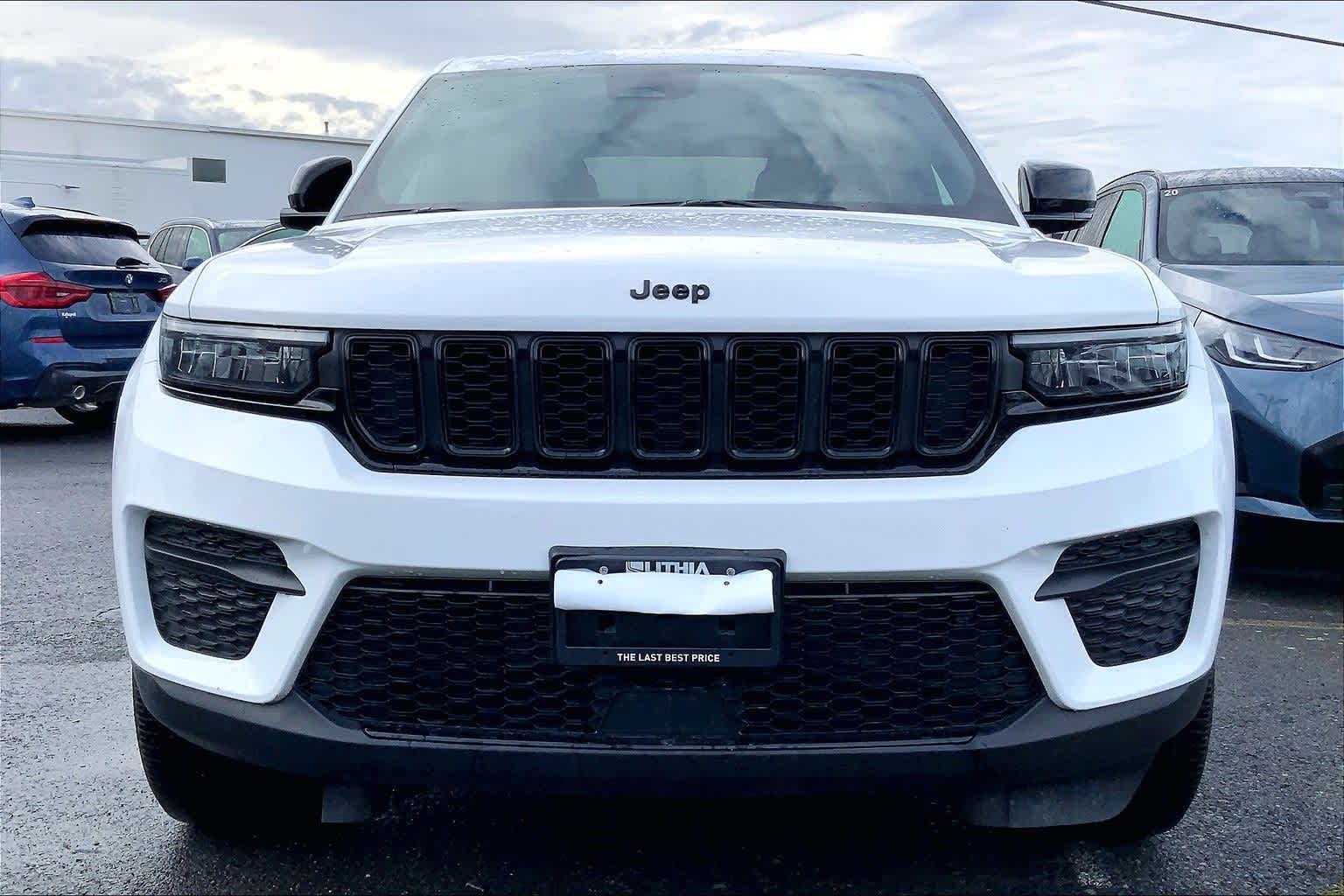 Thumbnail: 2023 Jeep Grand Cherokee - 6