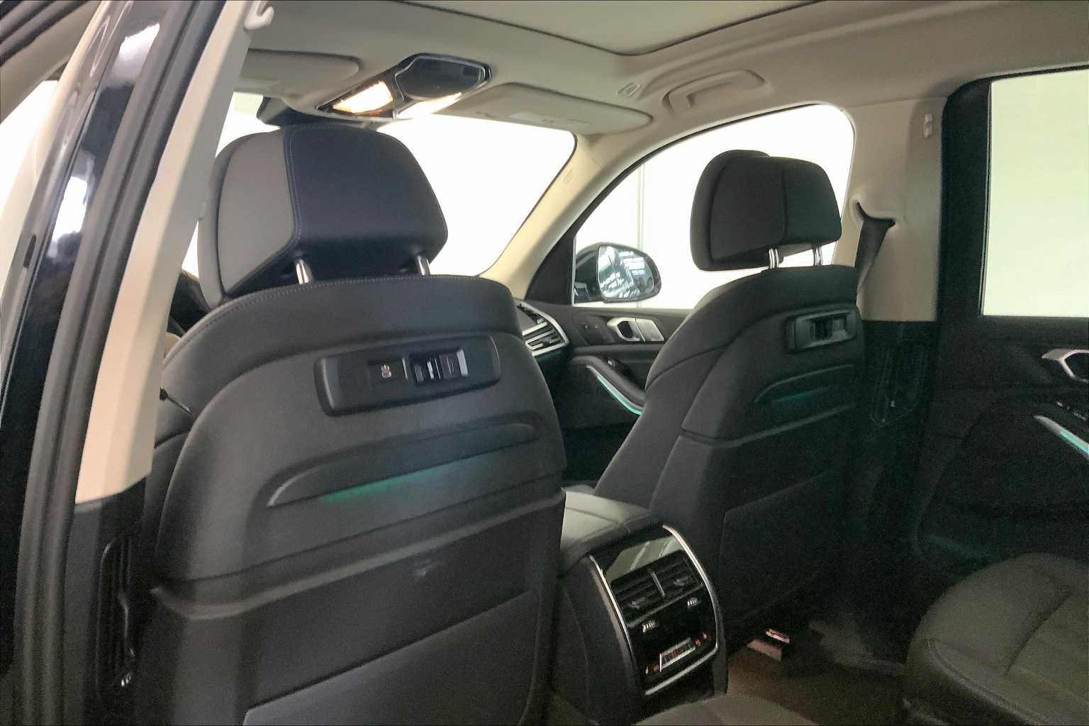 Thumbnail: 2022 BMW X7 - 12