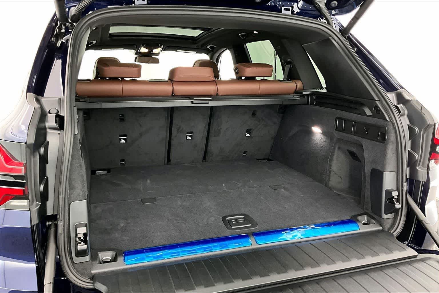 Thumbnail: 2026 BMW X5 - 19