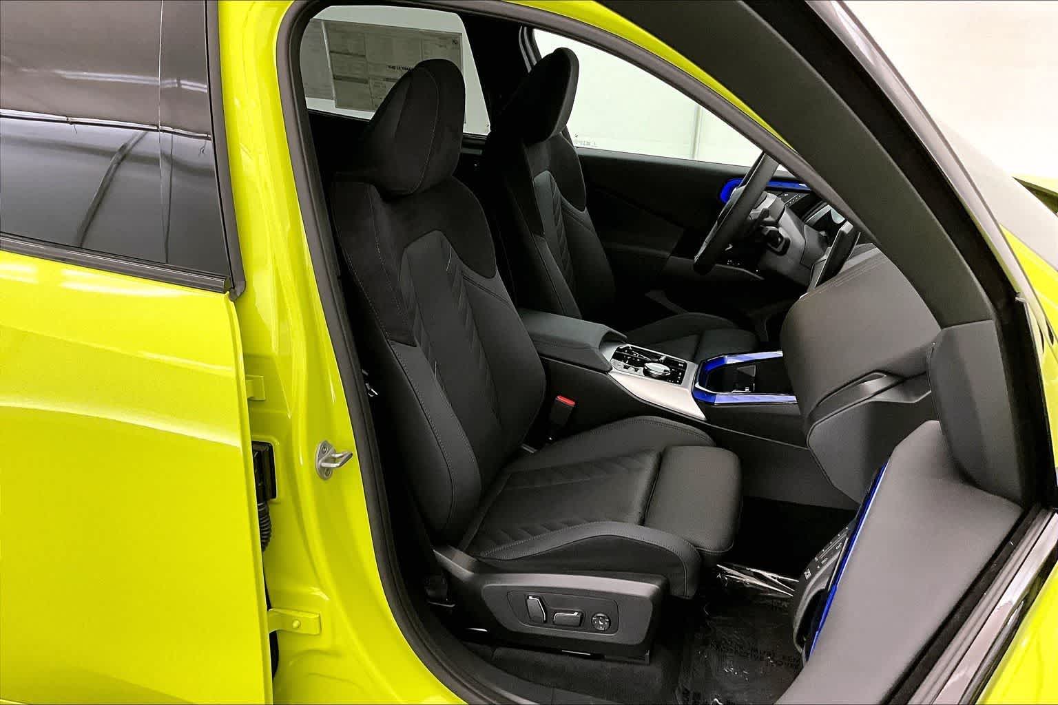 Thumbnail: 2025 BMW X3 - 14