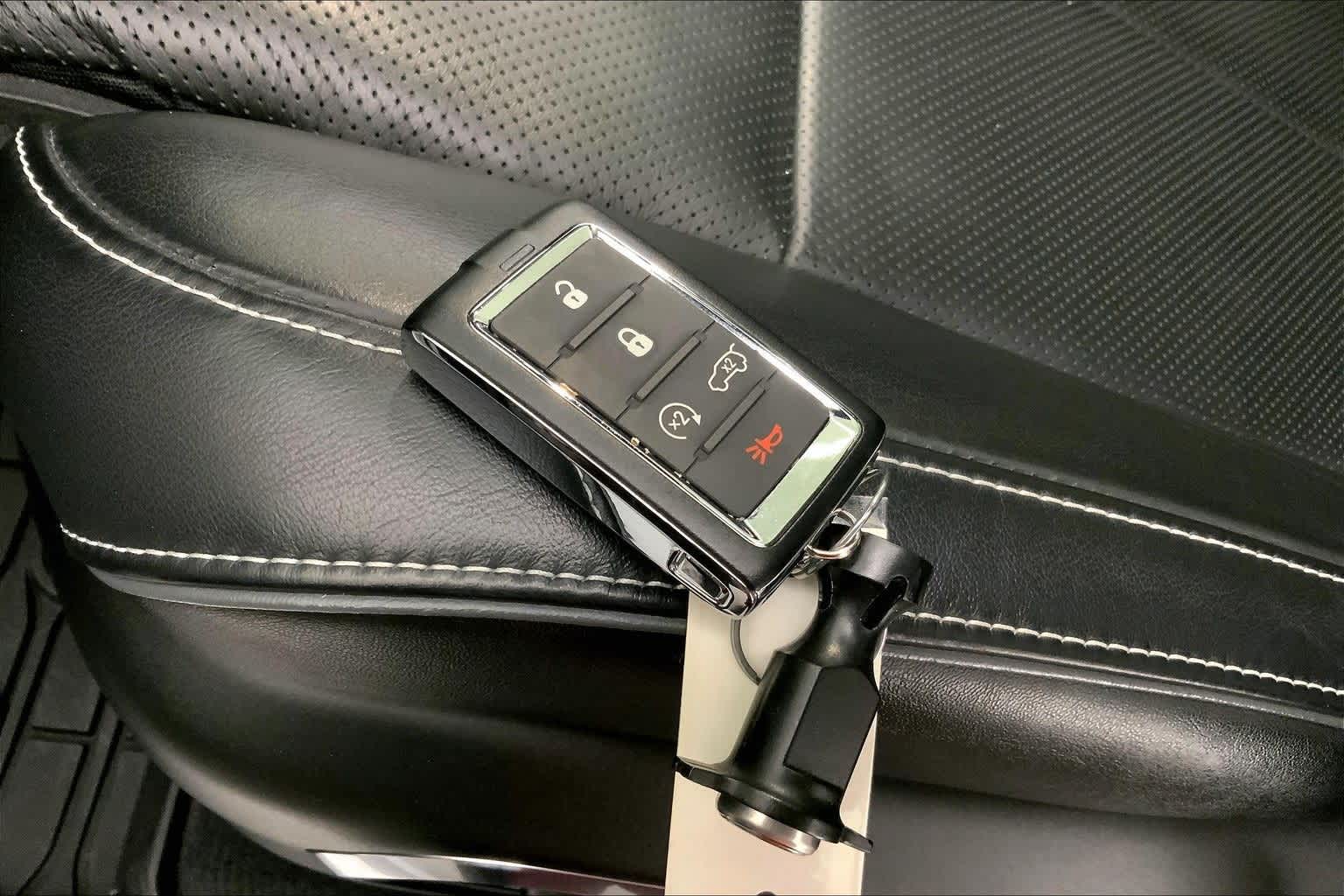 Thumbnail: 2024 Jeep Grand Cherokee - 19