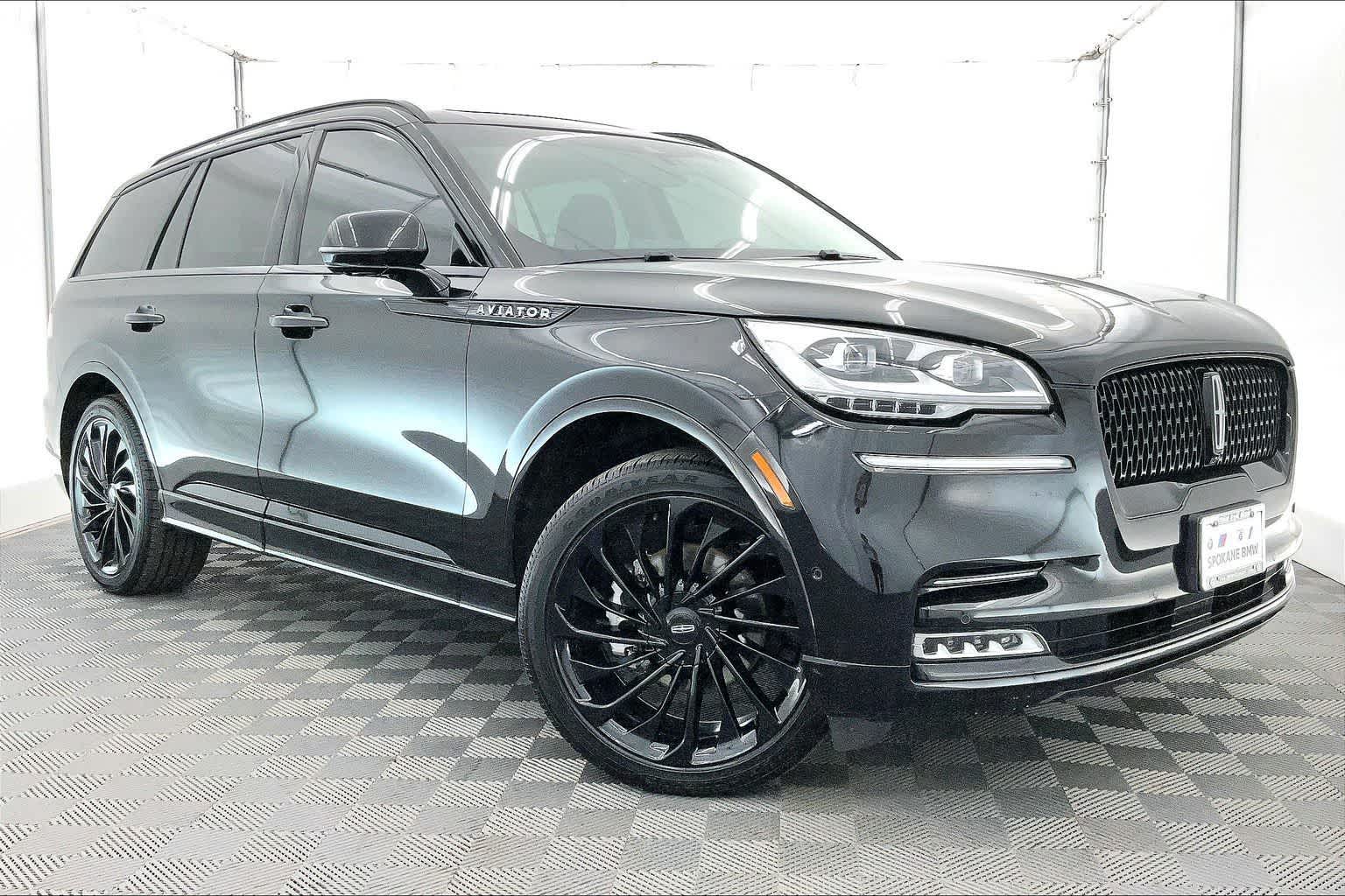 Thumbnail: 2023 Lincoln Aviator - 21