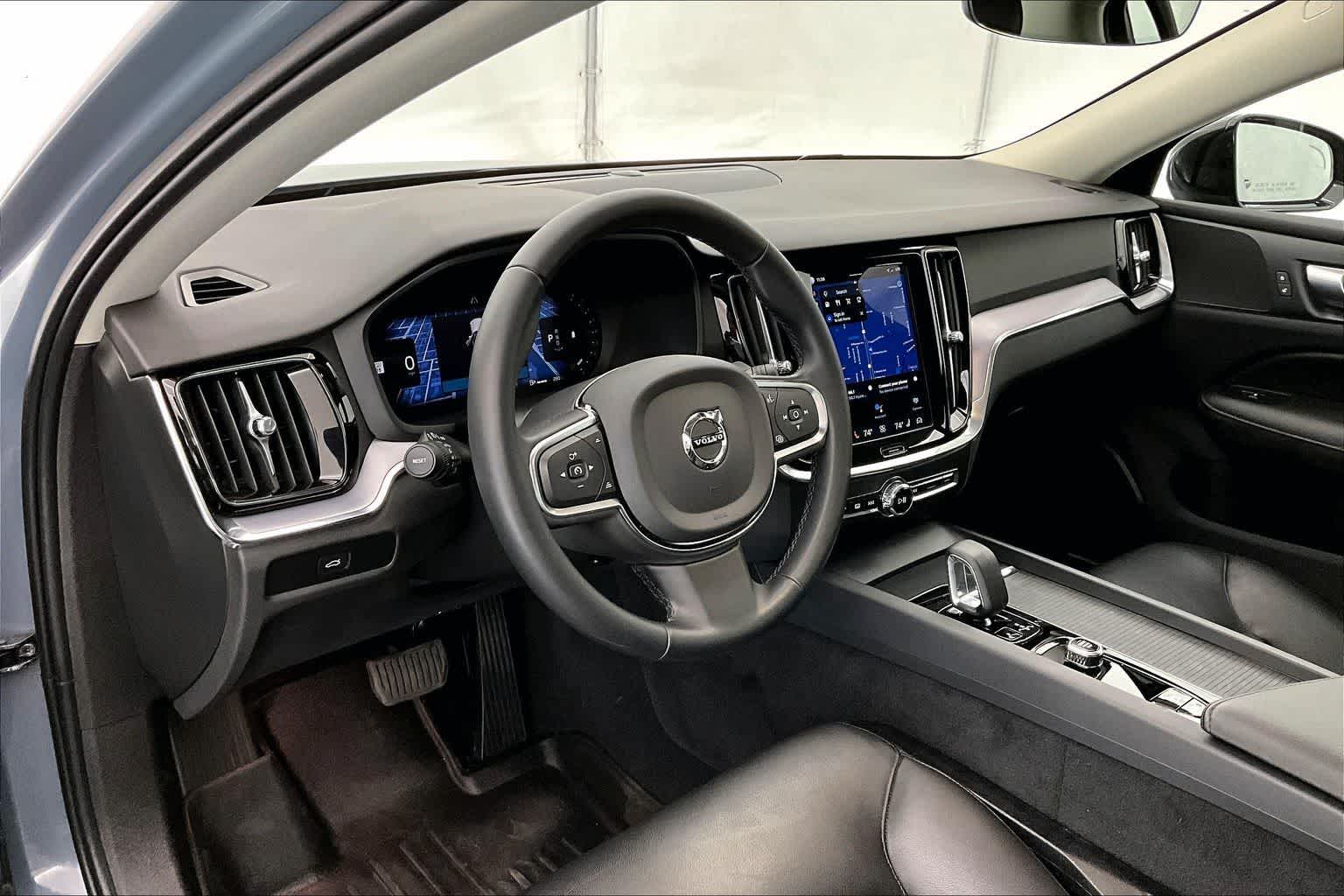 Thumbnail: 2024 Volvo S60 - 2