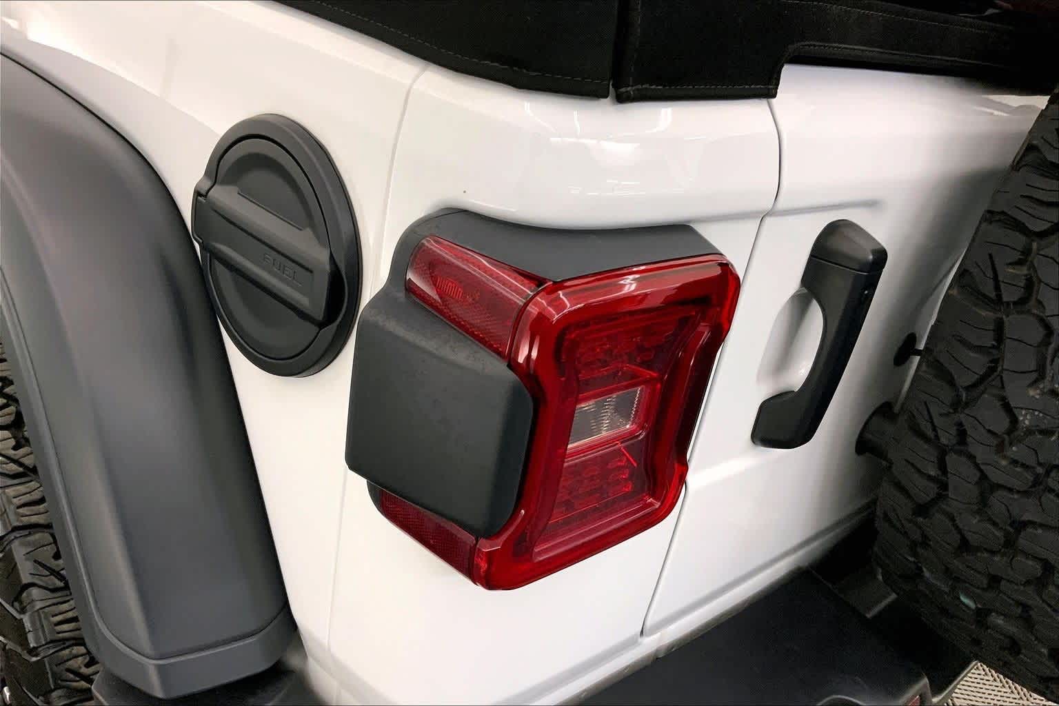 Thumbnail: 2024 Jeep Wrangler - 32