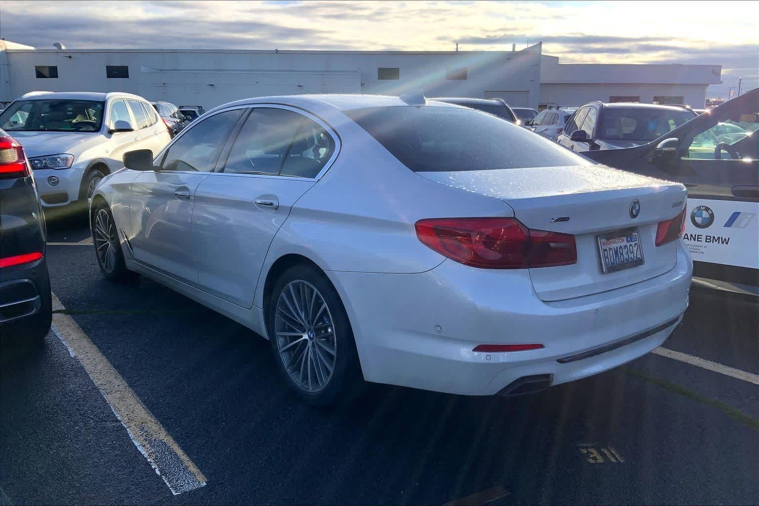 Thumbnail: 2017 BMW 5 Series - 4