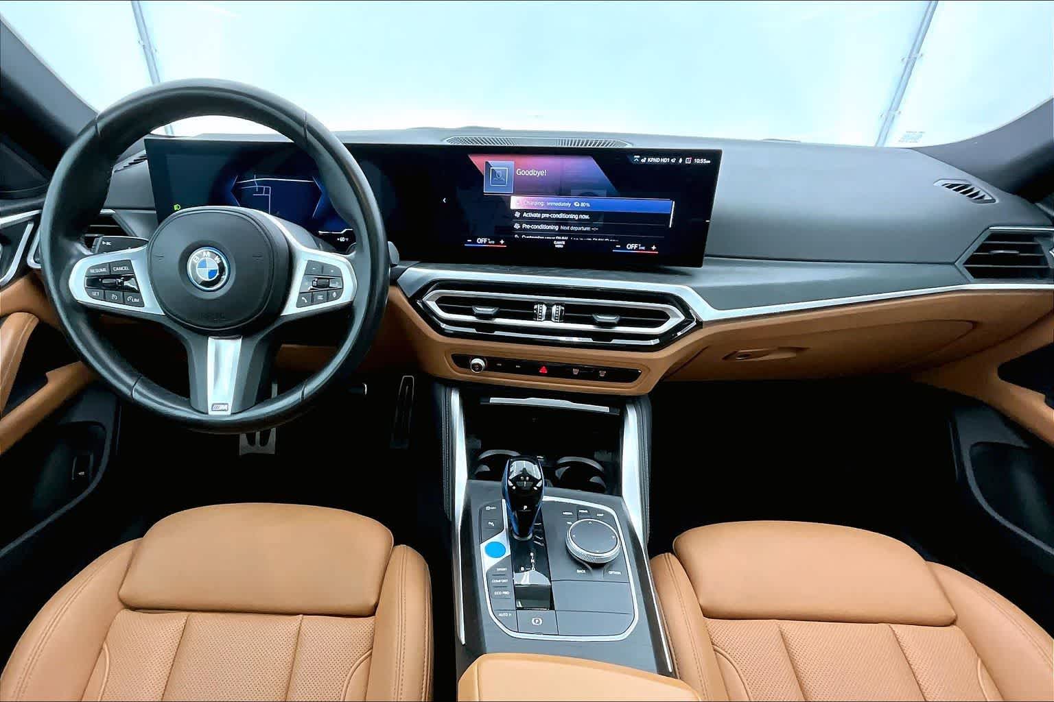 Thumbnail: 2023 BMW i4 - 10