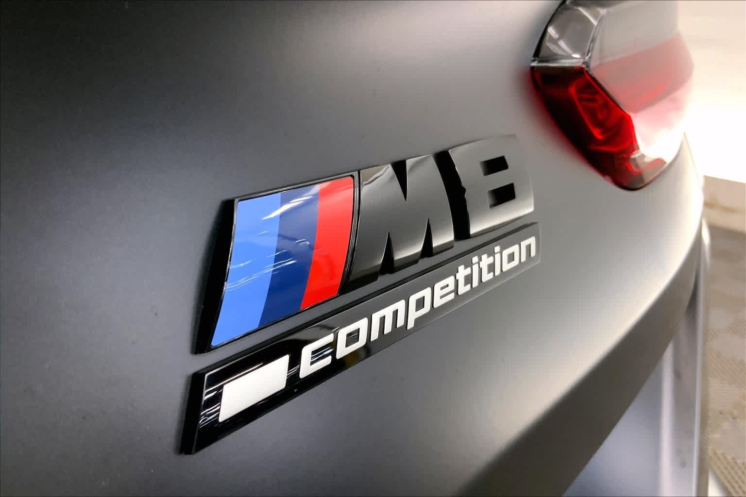 Thumbnail: 2025 BMW M8 - 7