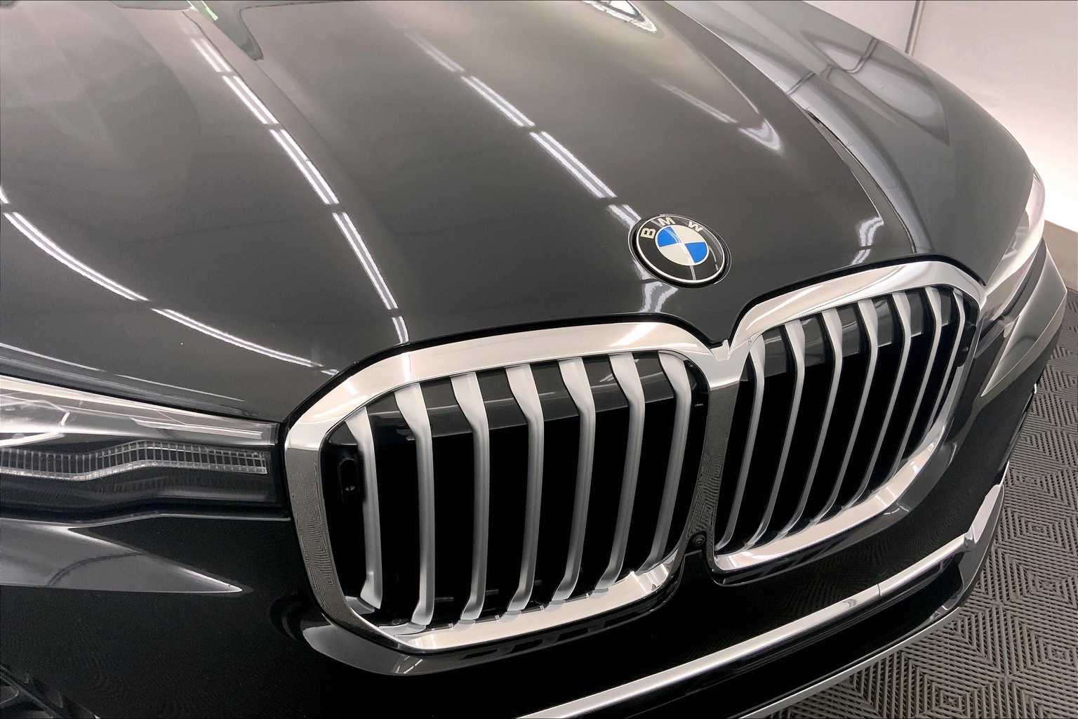 Thumbnail: 2022 BMW X7 - 33