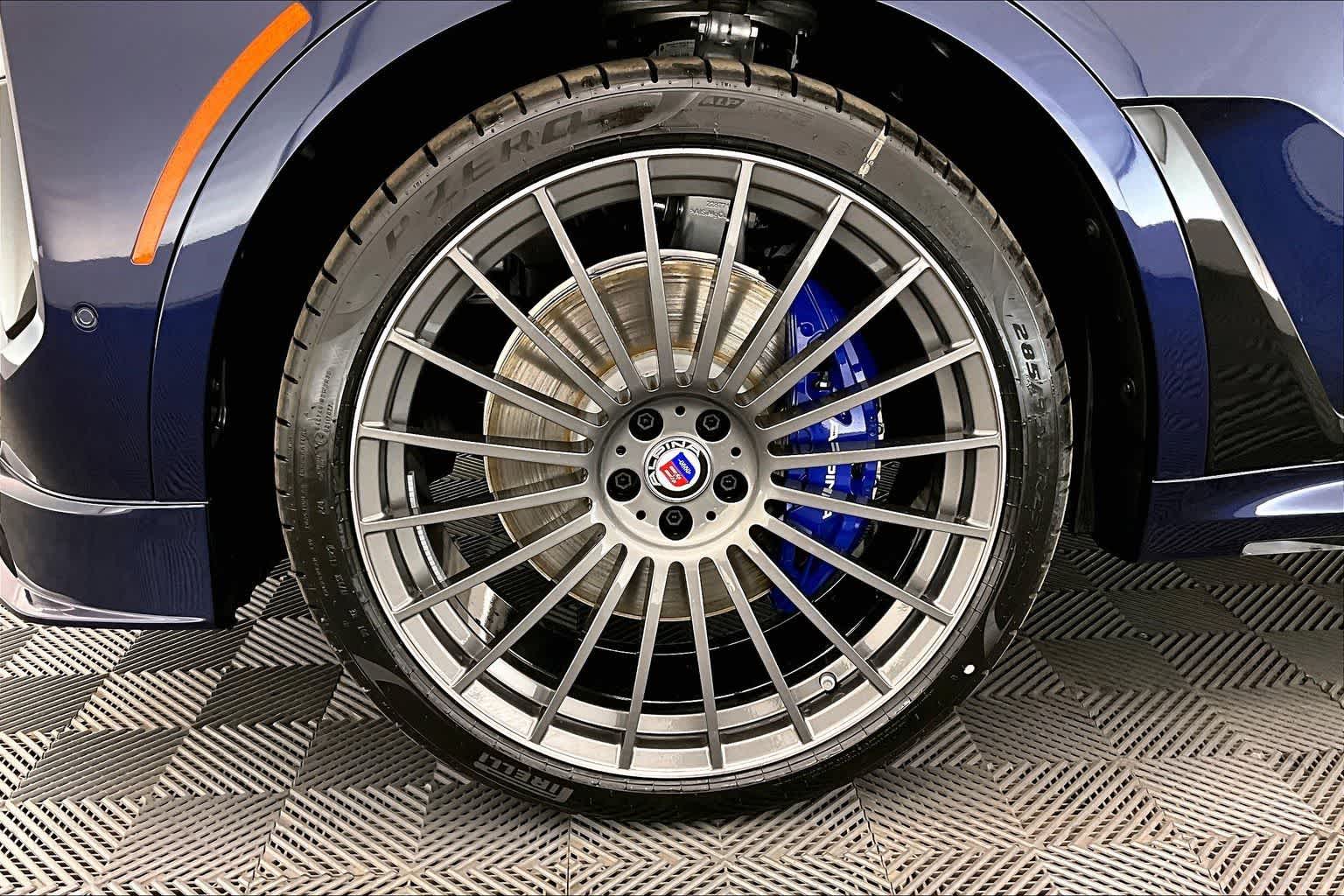 Thumbnail: 2026 BMW X7 - 8