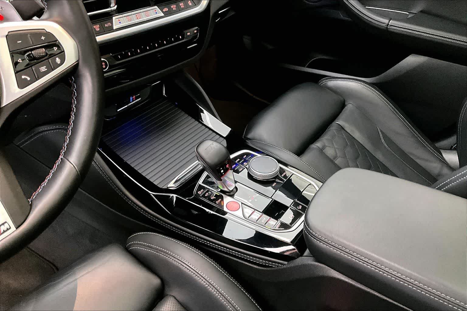 Thumbnail: 2023 BMW X4 - 16