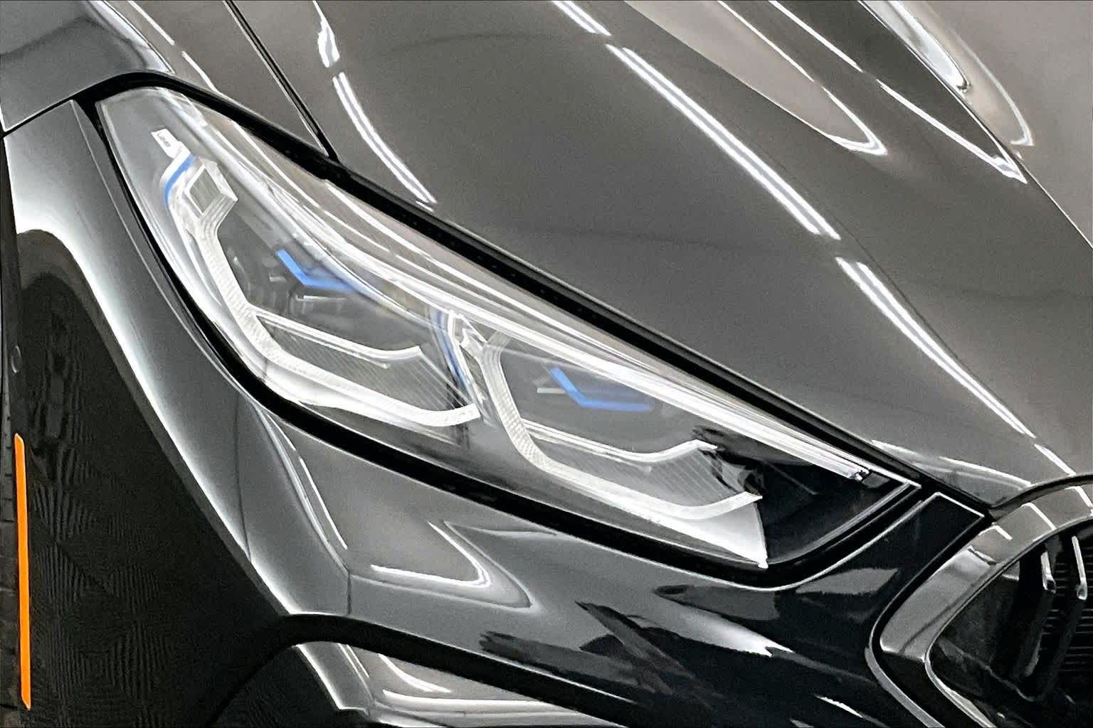 Thumbnail: 2025 BMW M8 - 31