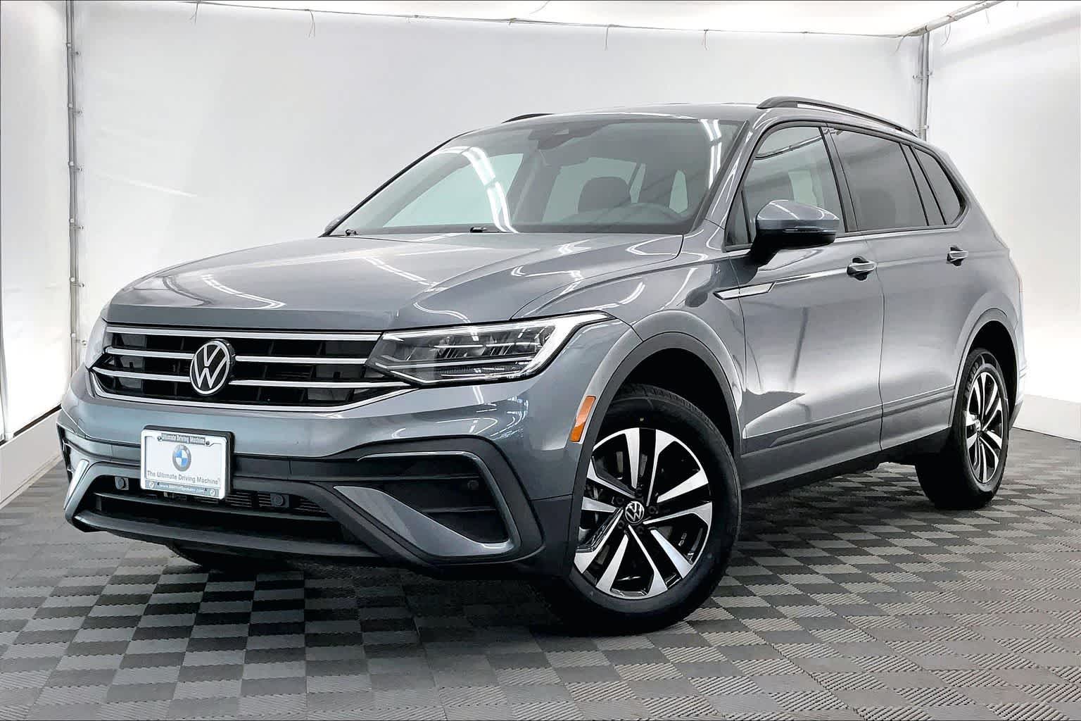 Thumbnail: 2024 Volkswagen Tiguan - 1