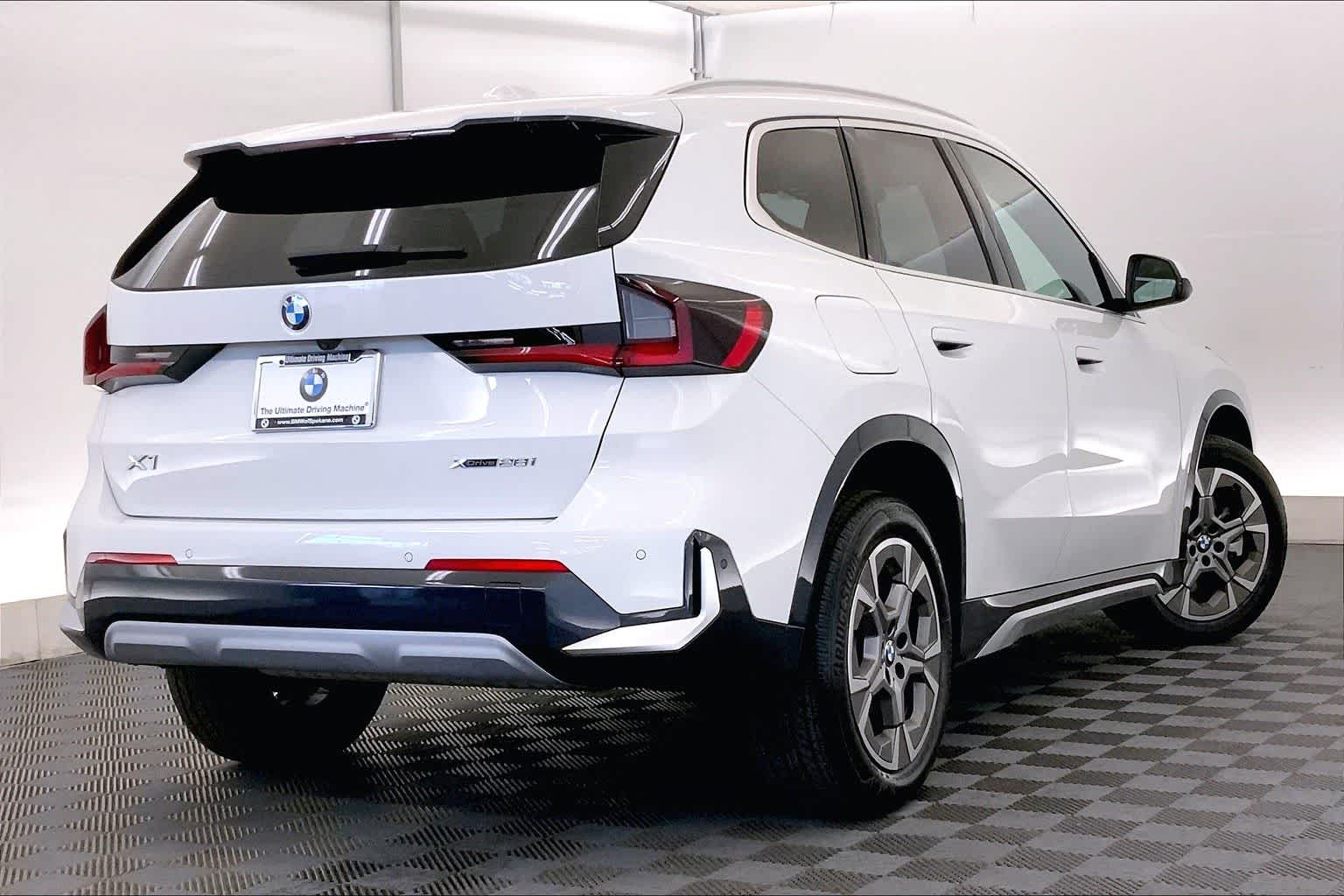 Thumbnail: 2025 BMW X1 - 22