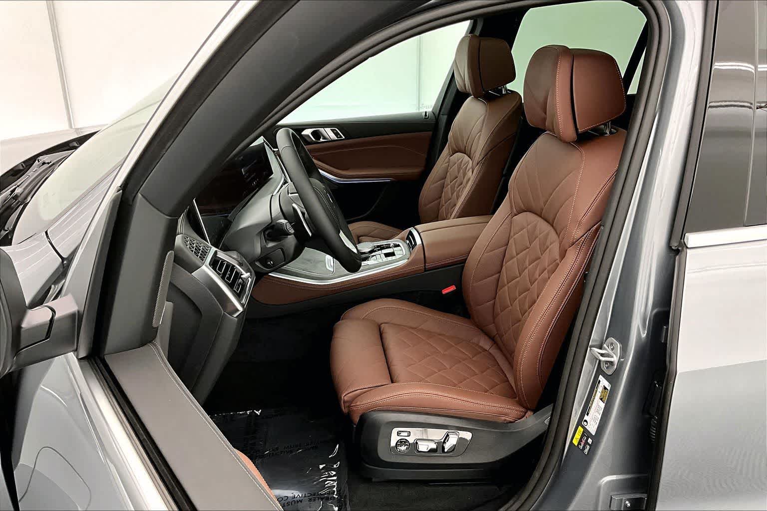 Thumbnail: 2026 BMW X5 - 11