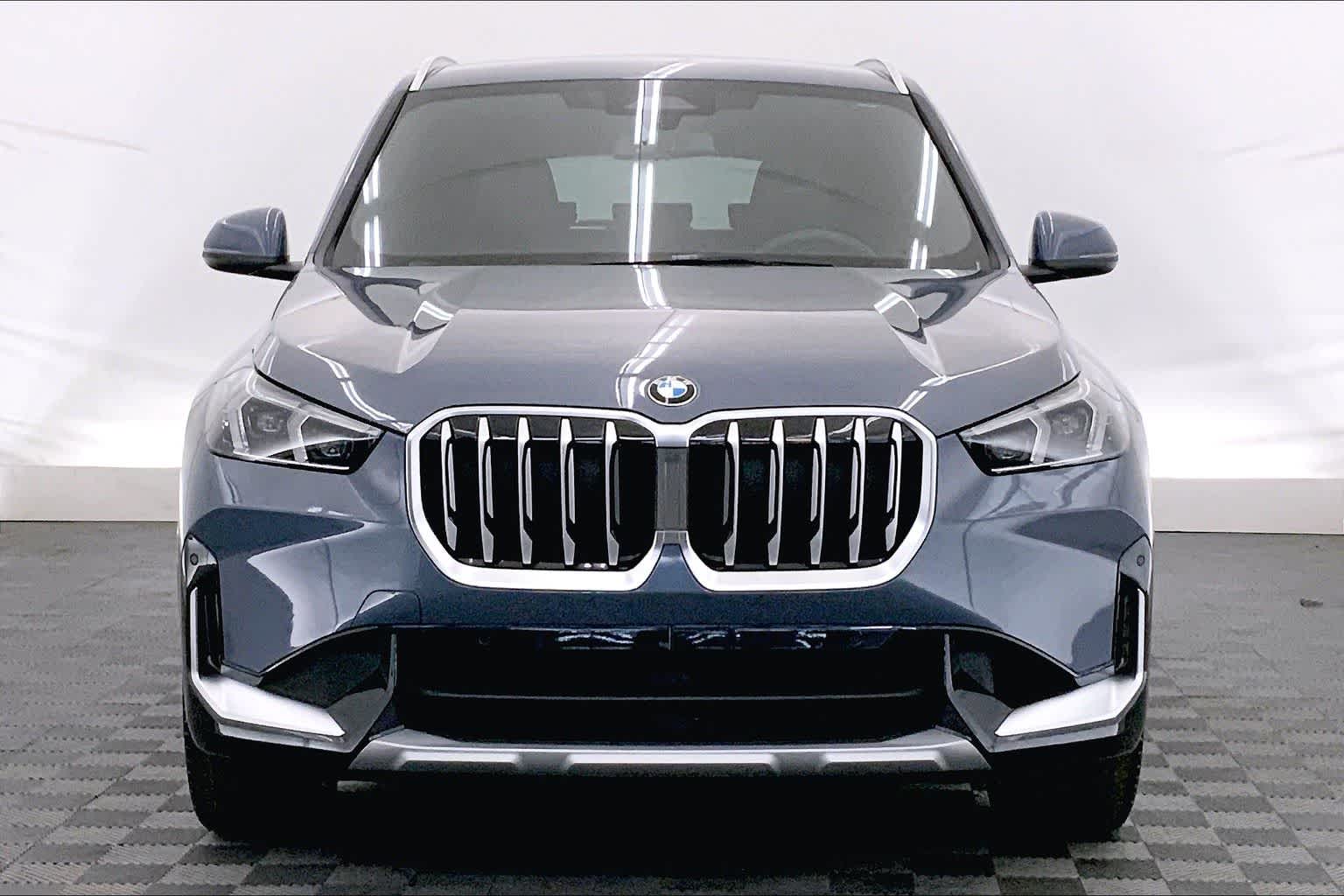 Thumbnail: 2025 BMW X1 - 6
