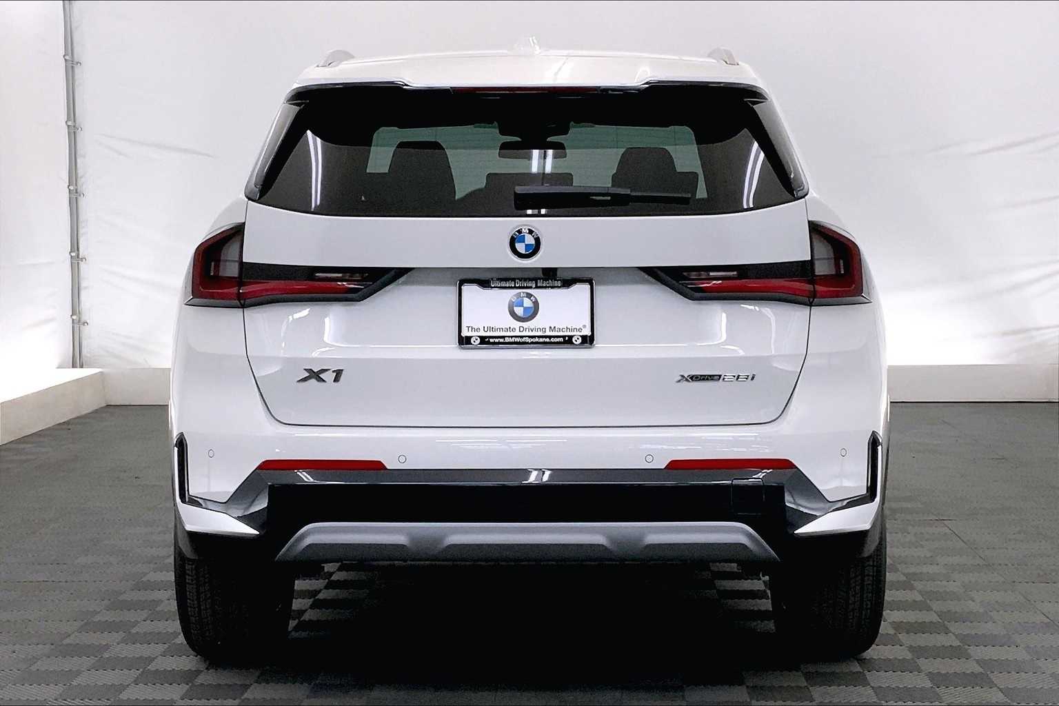 2025 BMW X1 xDrive28i 5