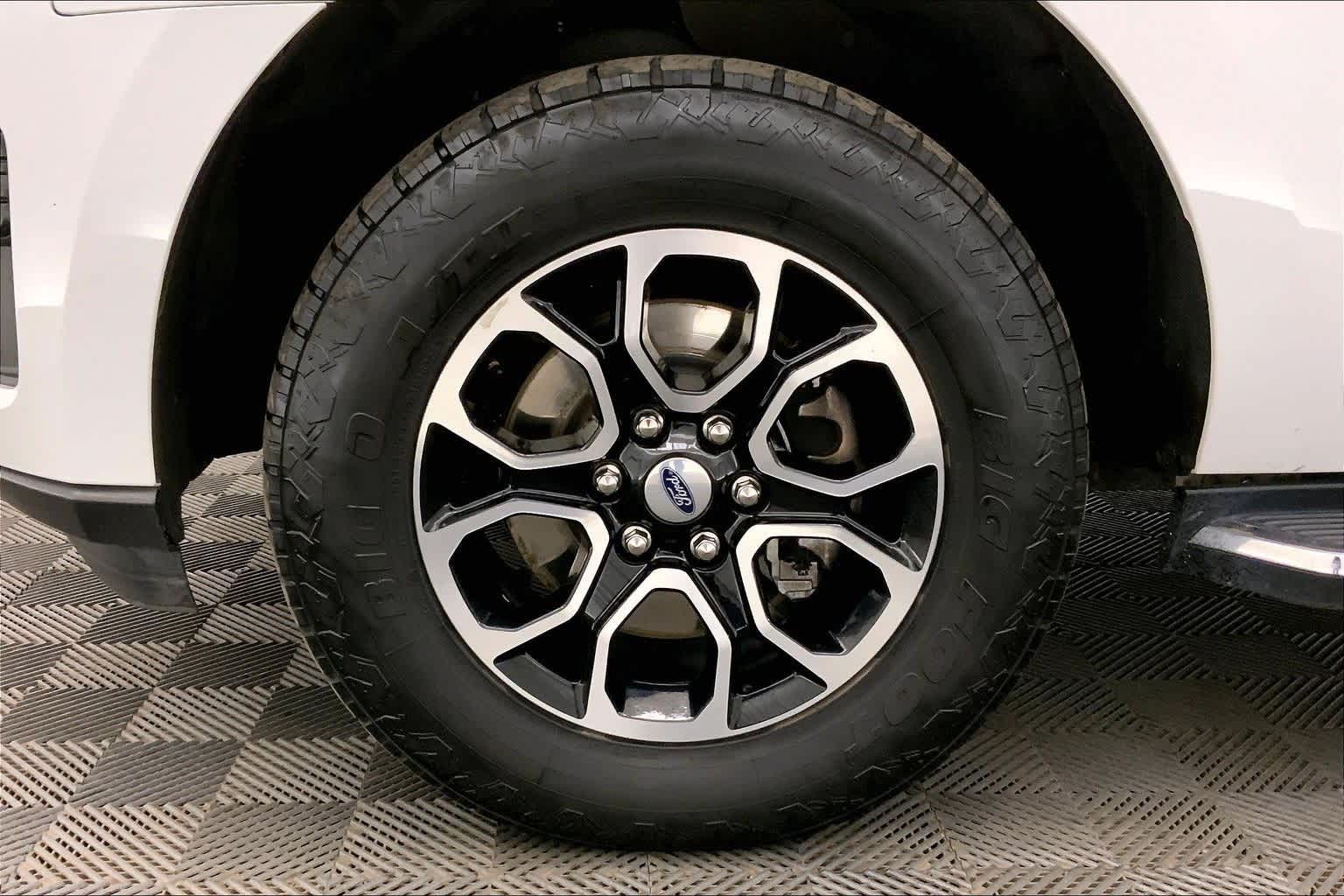 Thumbnail: 2022 Ford Expedition MAX - 8