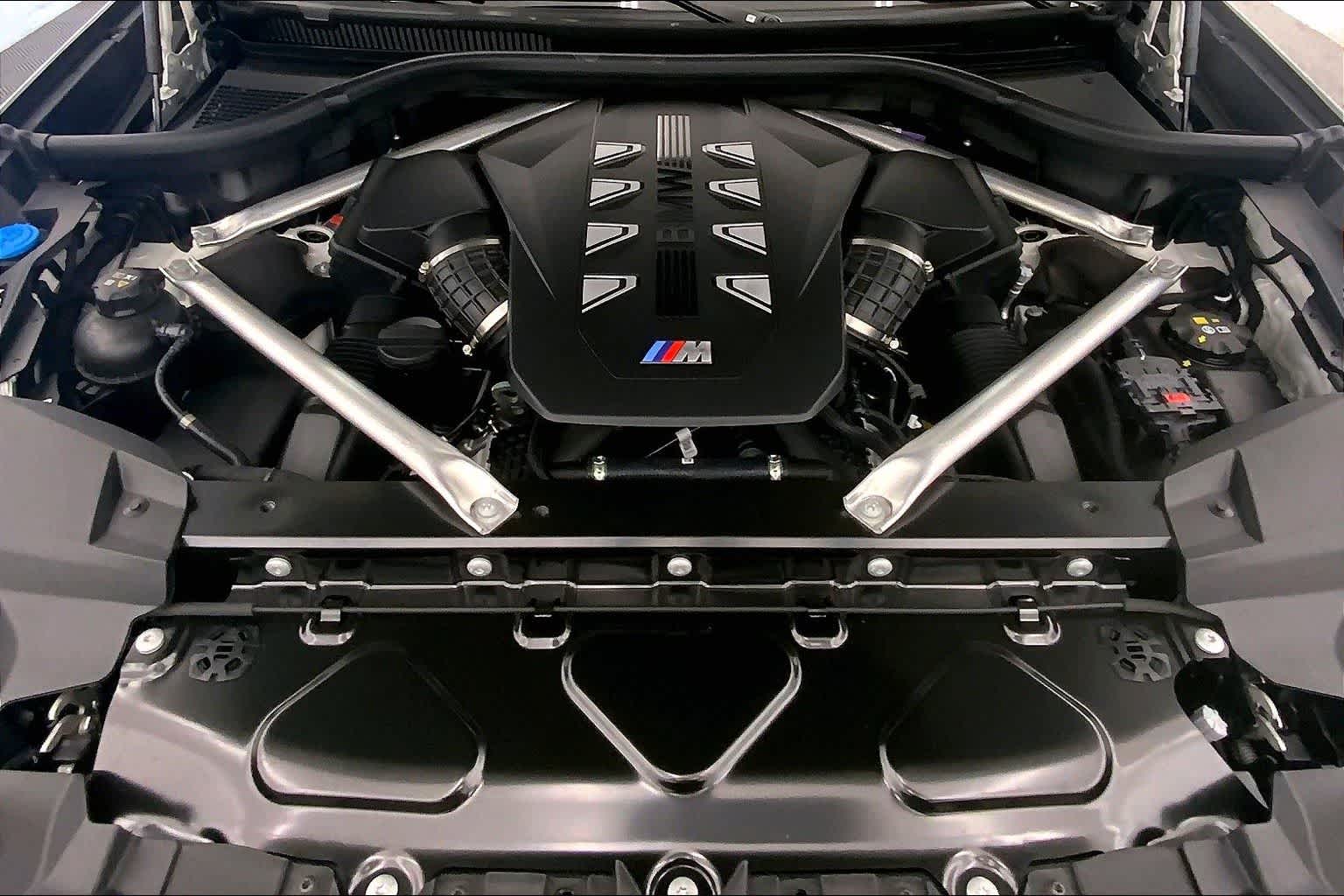 Thumbnail: 2026 BMW X7 - 9