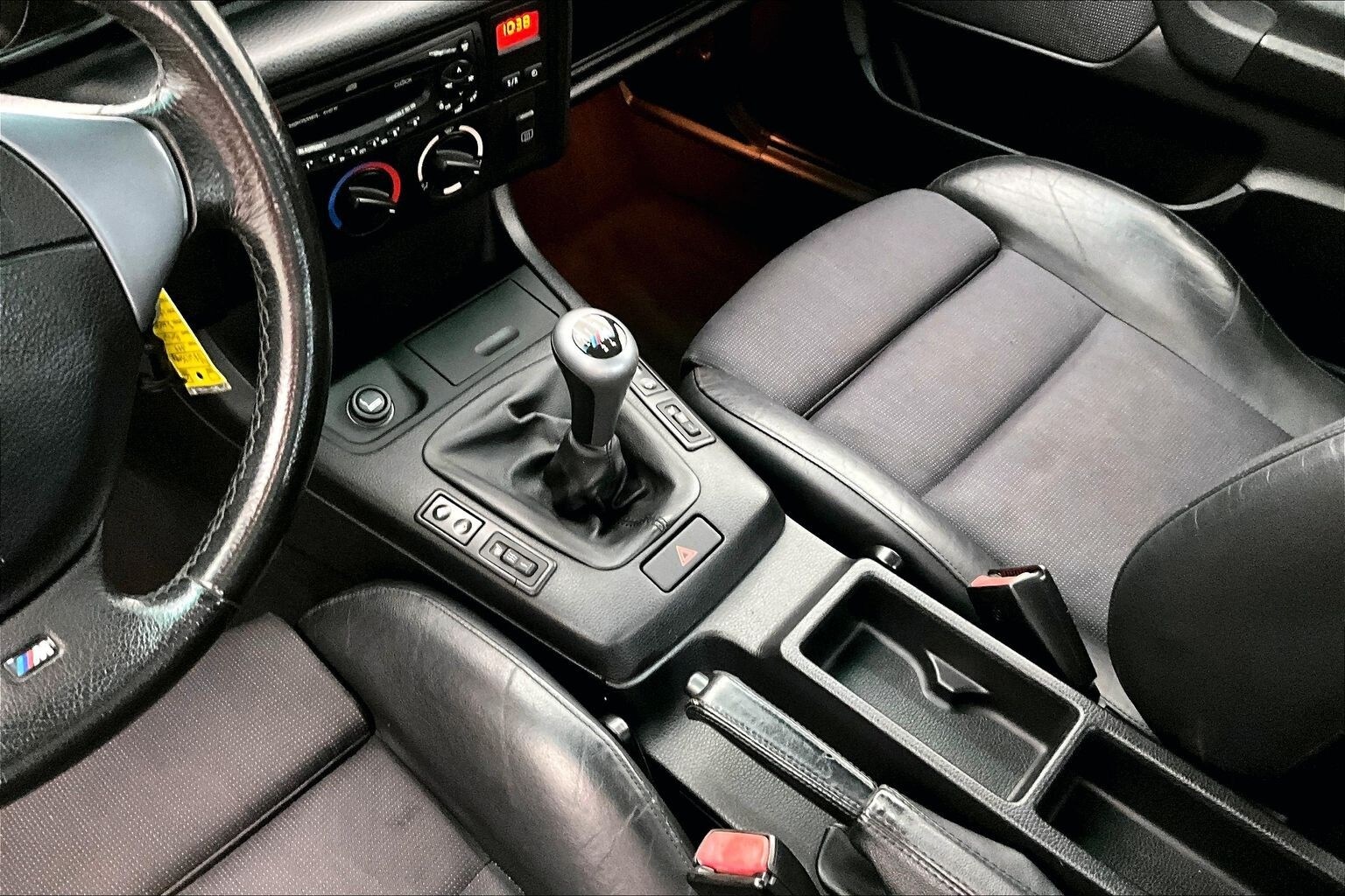 Thumbnail: 2000 BMW 2 Series - 15