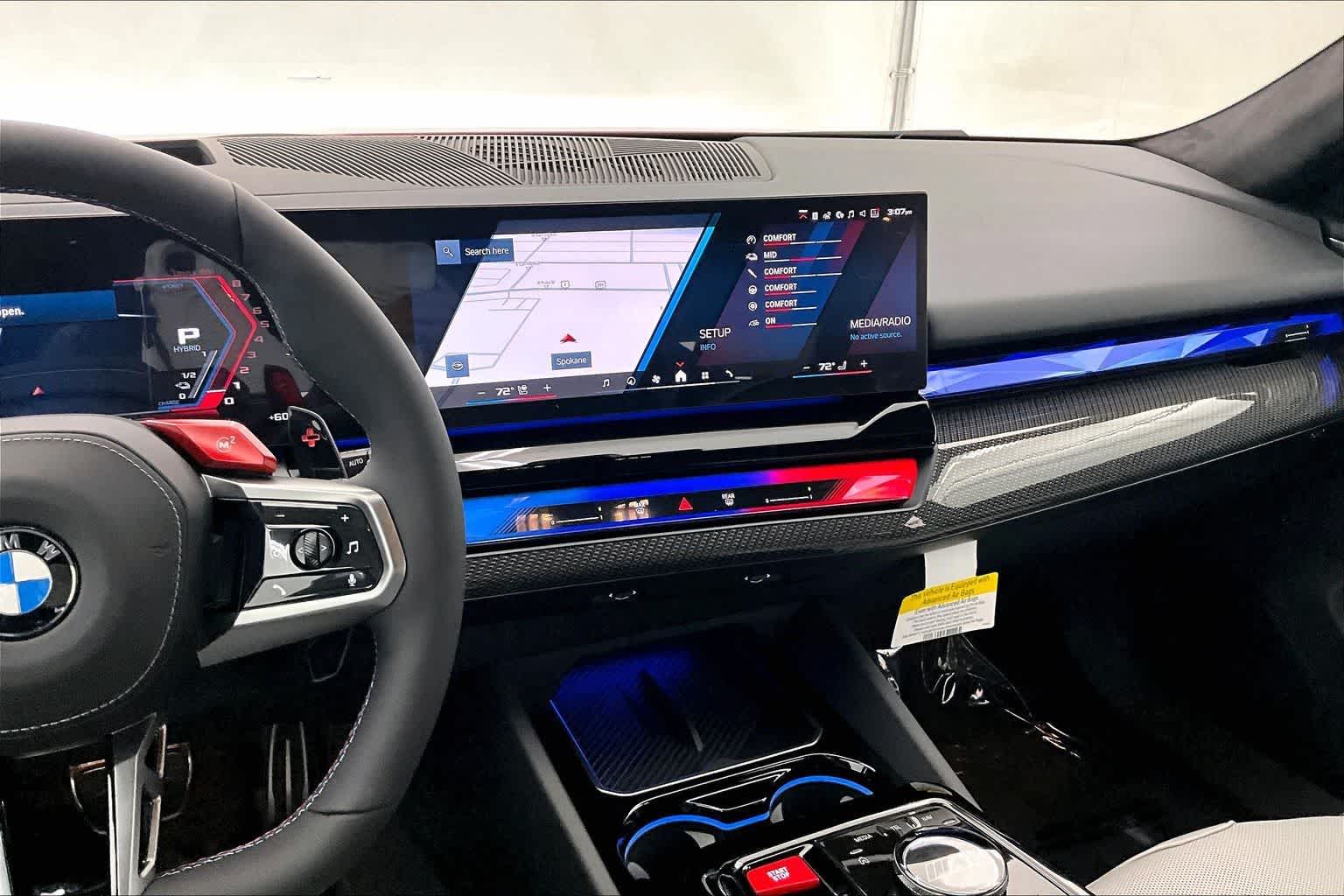 Thumbnail: 2026 BMW M5 - 16