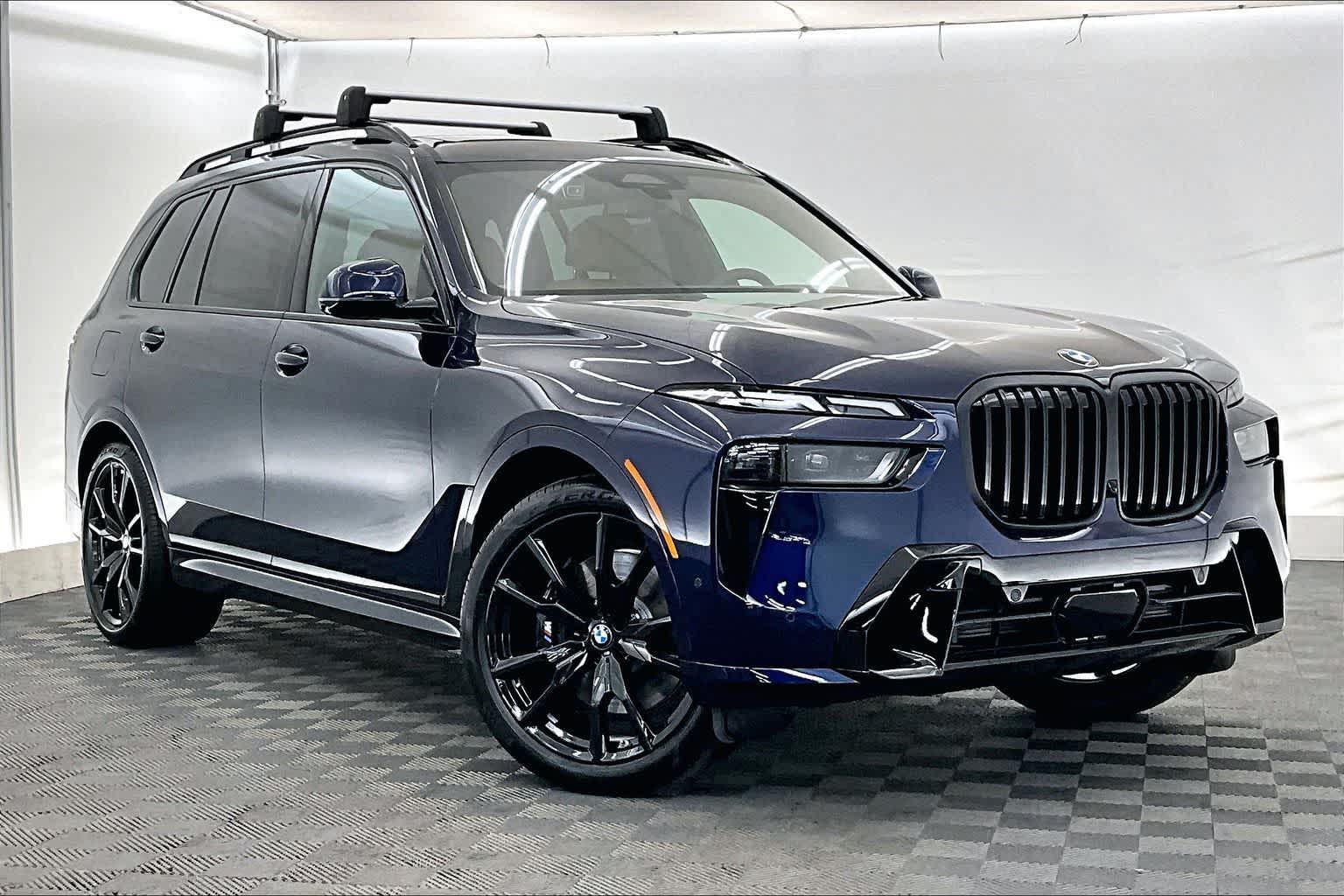 Thumbnail: 2026 BMW X7 - 21
