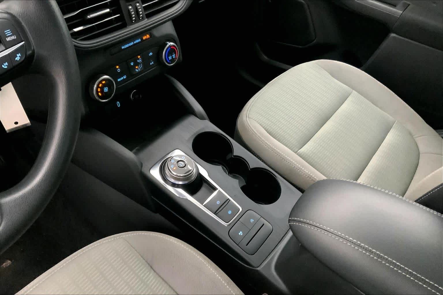 Thumbnail: 2020 Ford Escape - 16