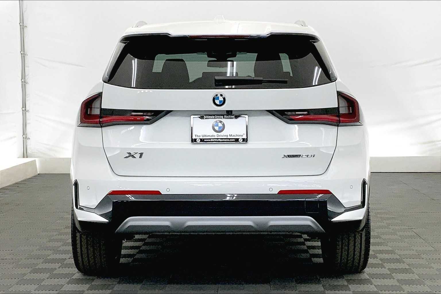 Thumbnail: 2025 BMW X1 - 5