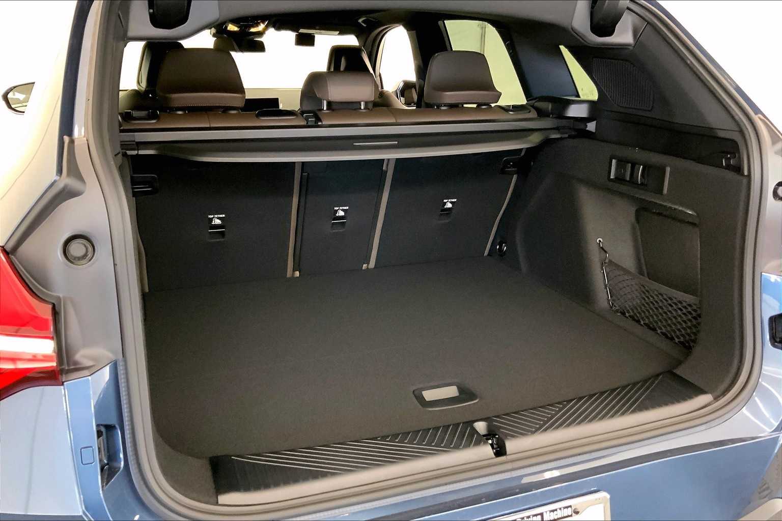 Thumbnail: 2025 BMW X3 - 19