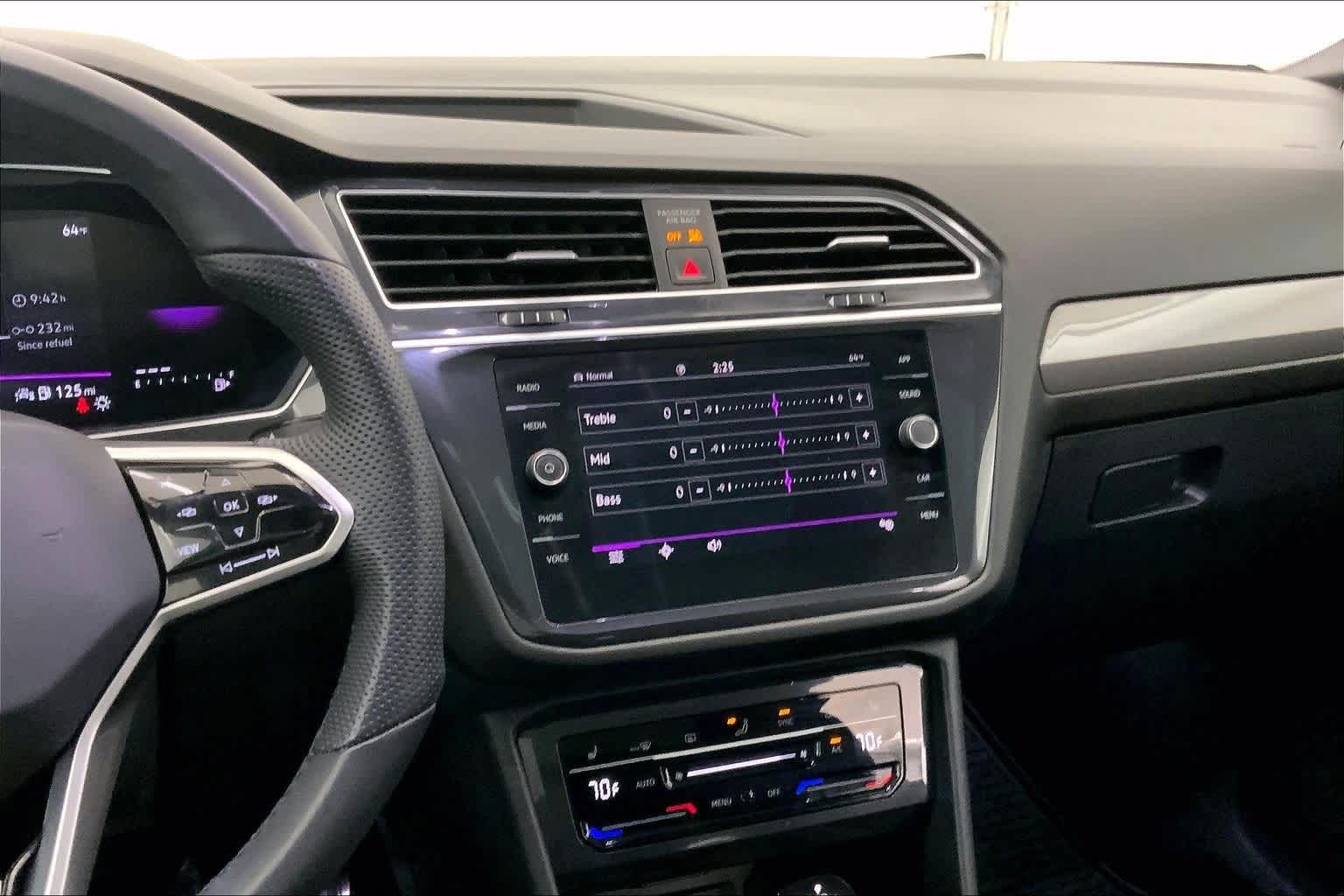 Thumbnail: 2024 Volkswagen Tiguan - 15