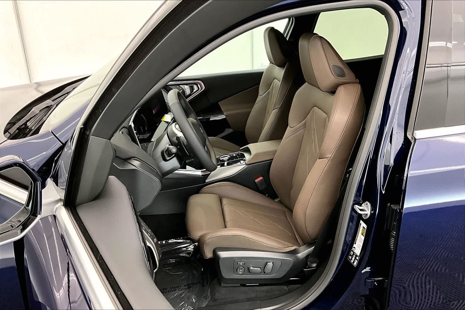 Thumbnail: 2026 BMW X3 - 11
