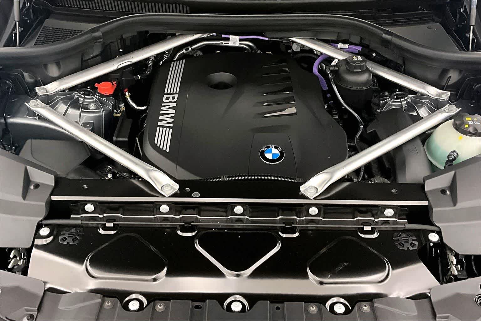 Thumbnail: 2026 BMW X5 - 9