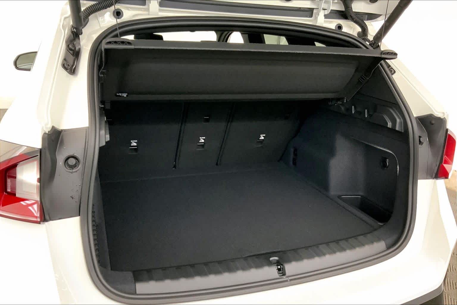 Thumbnail: 2026 BMW X1 - 19