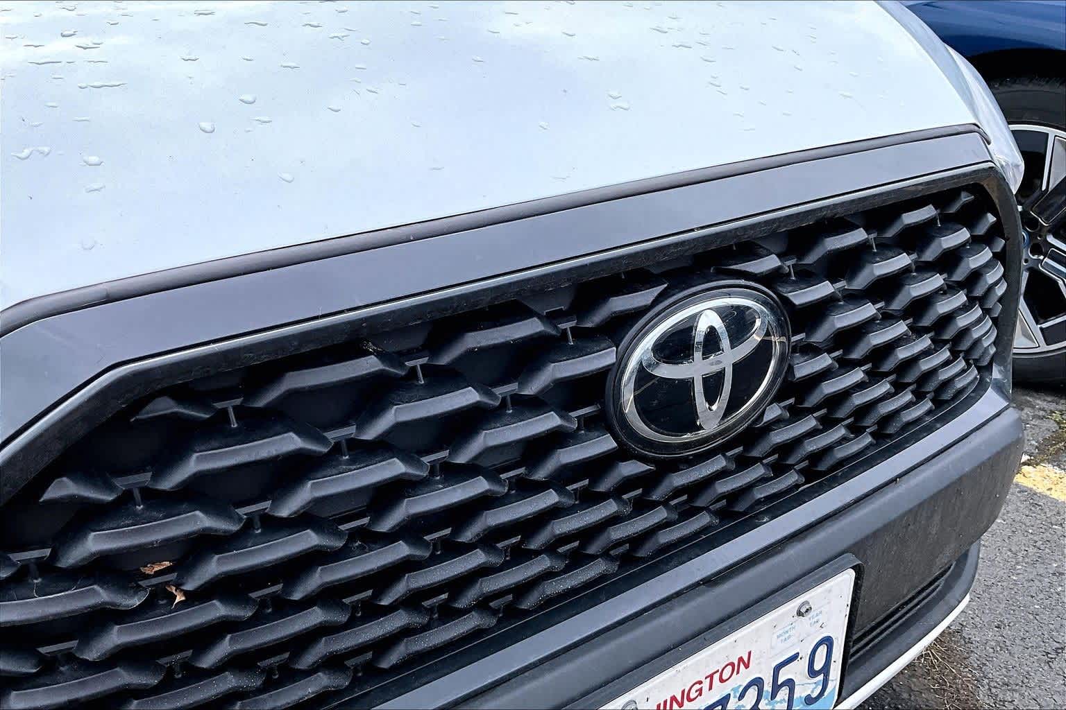 Thumbnail: 2024 Toyota Corolla Cross - 17