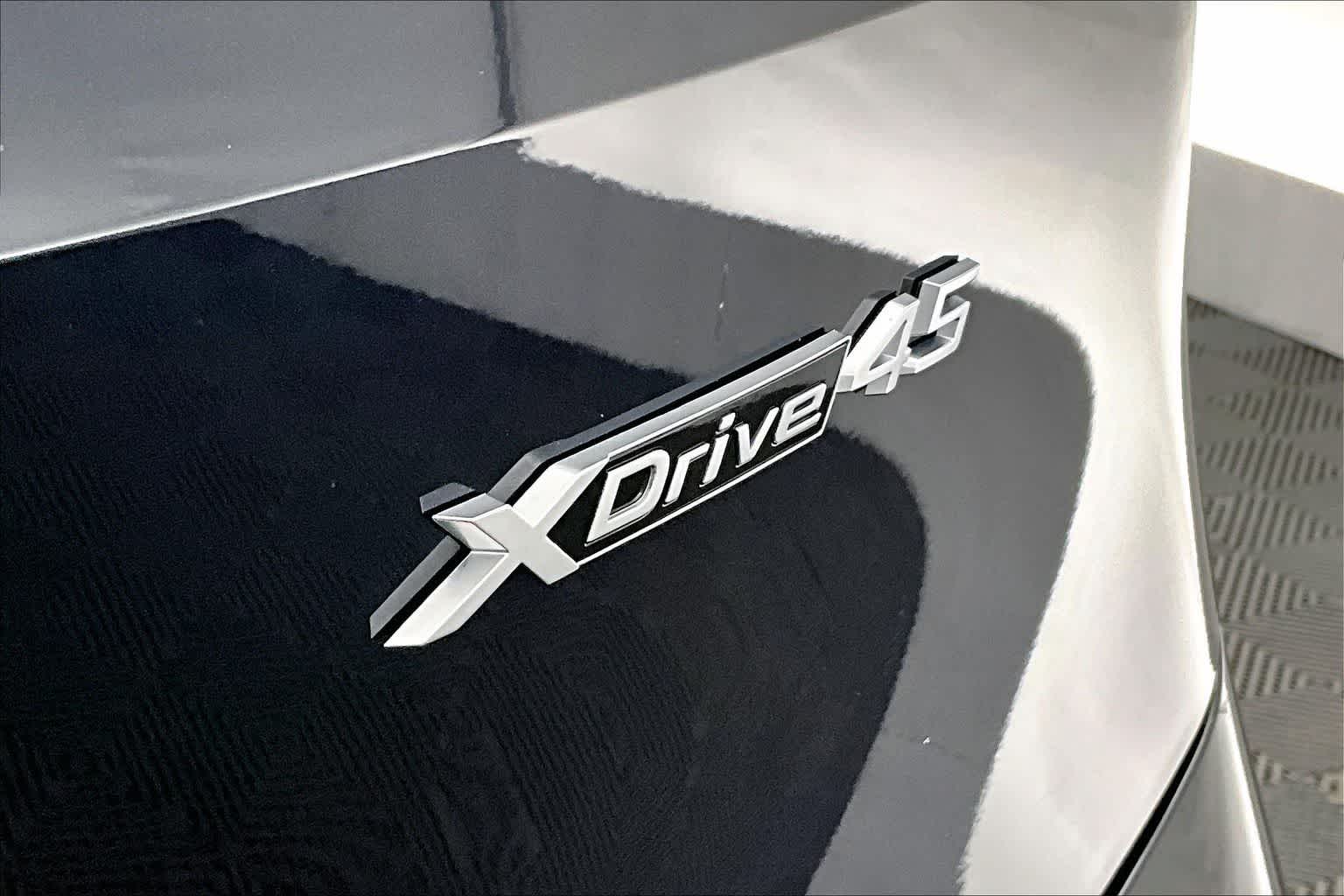 Thumbnail: 2026 BMW iX - 7