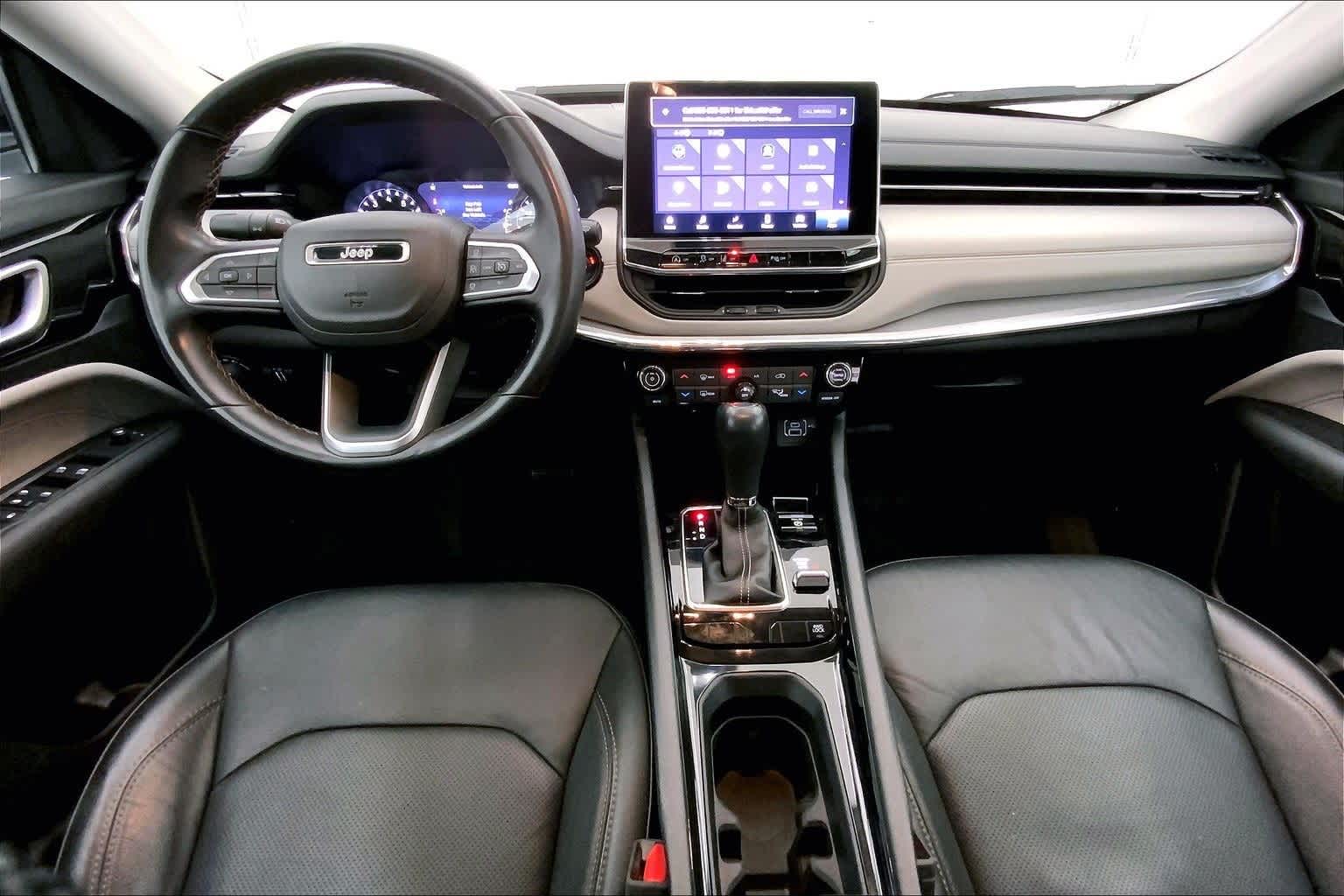 Thumbnail: 2022 Jeep Compass - 10