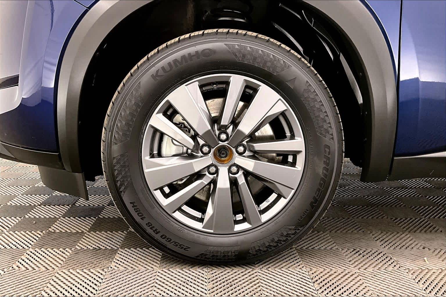 Thumbnail: 2025 Nissan Pathfinder - 8