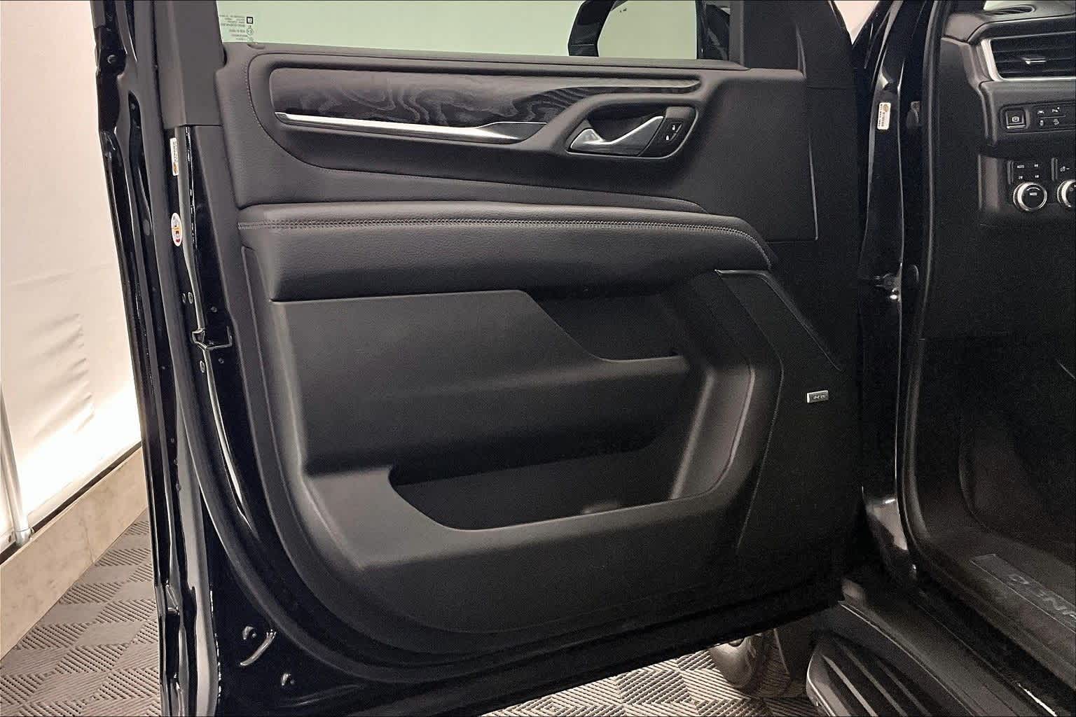 Thumbnail: 2021 GMC Yukon - 27