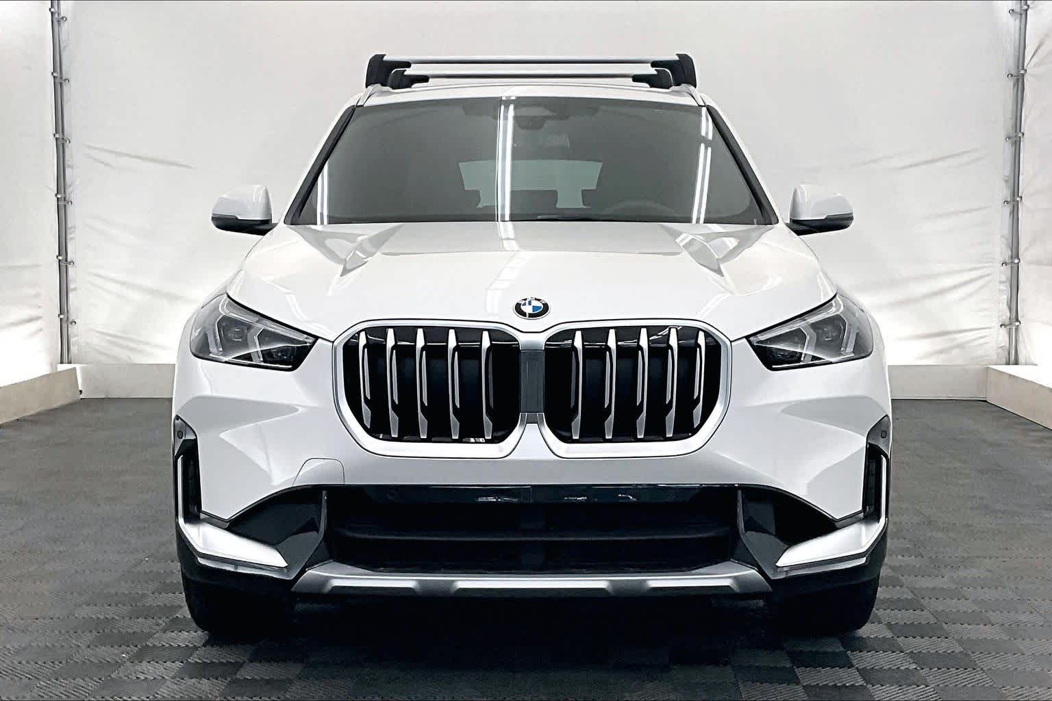 Thumbnail: 2026 BMW X1 - 6