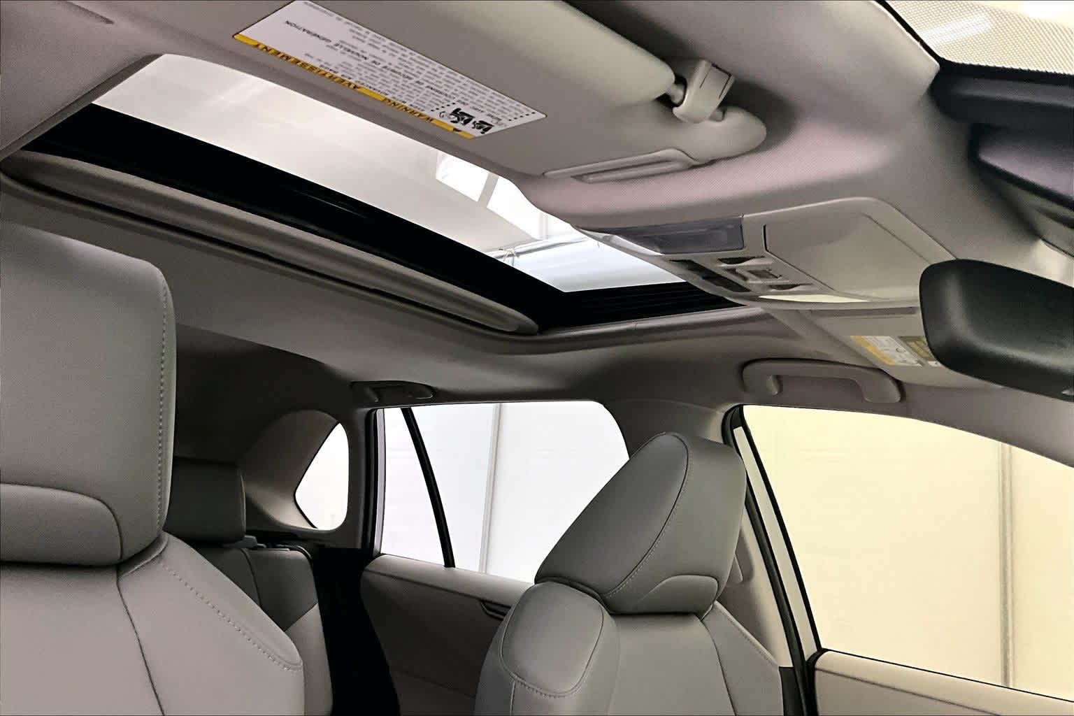 Thumbnail: 2025 Toyota RAV4 - 30