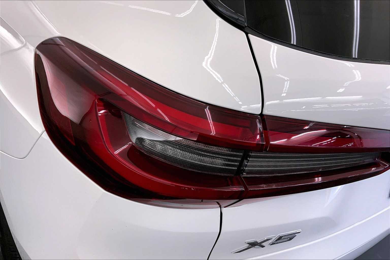 Thumbnail: 2022 BMW X5 - 32